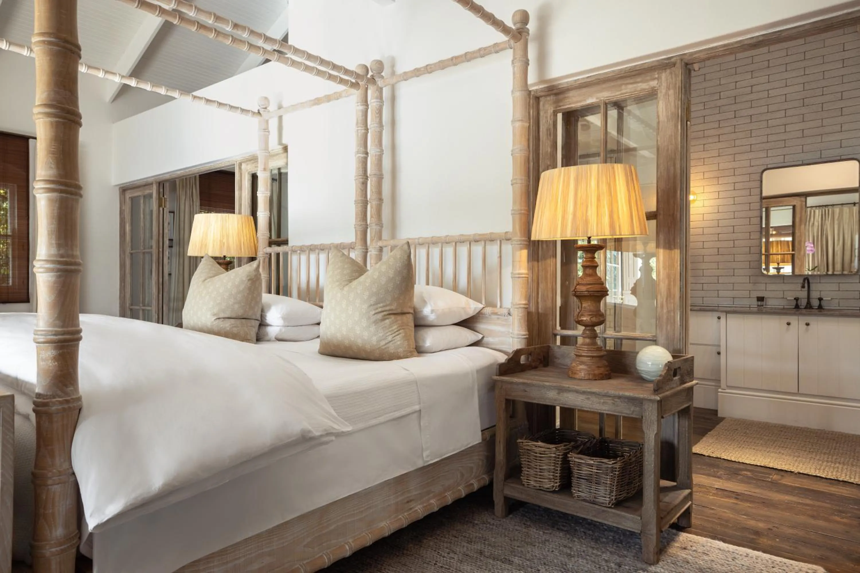 Bed in Akademie Street Boutique Hotel