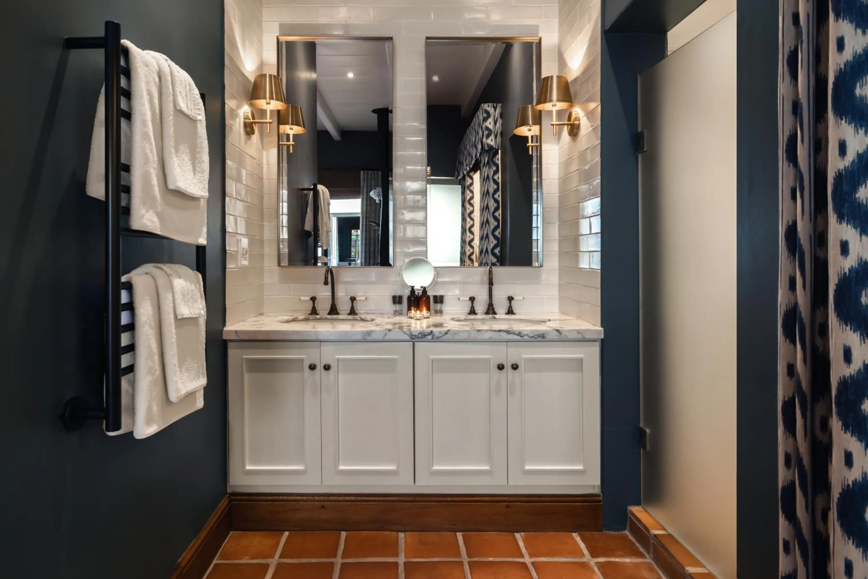 Bathroom in Akademie Street Boutique Hotel