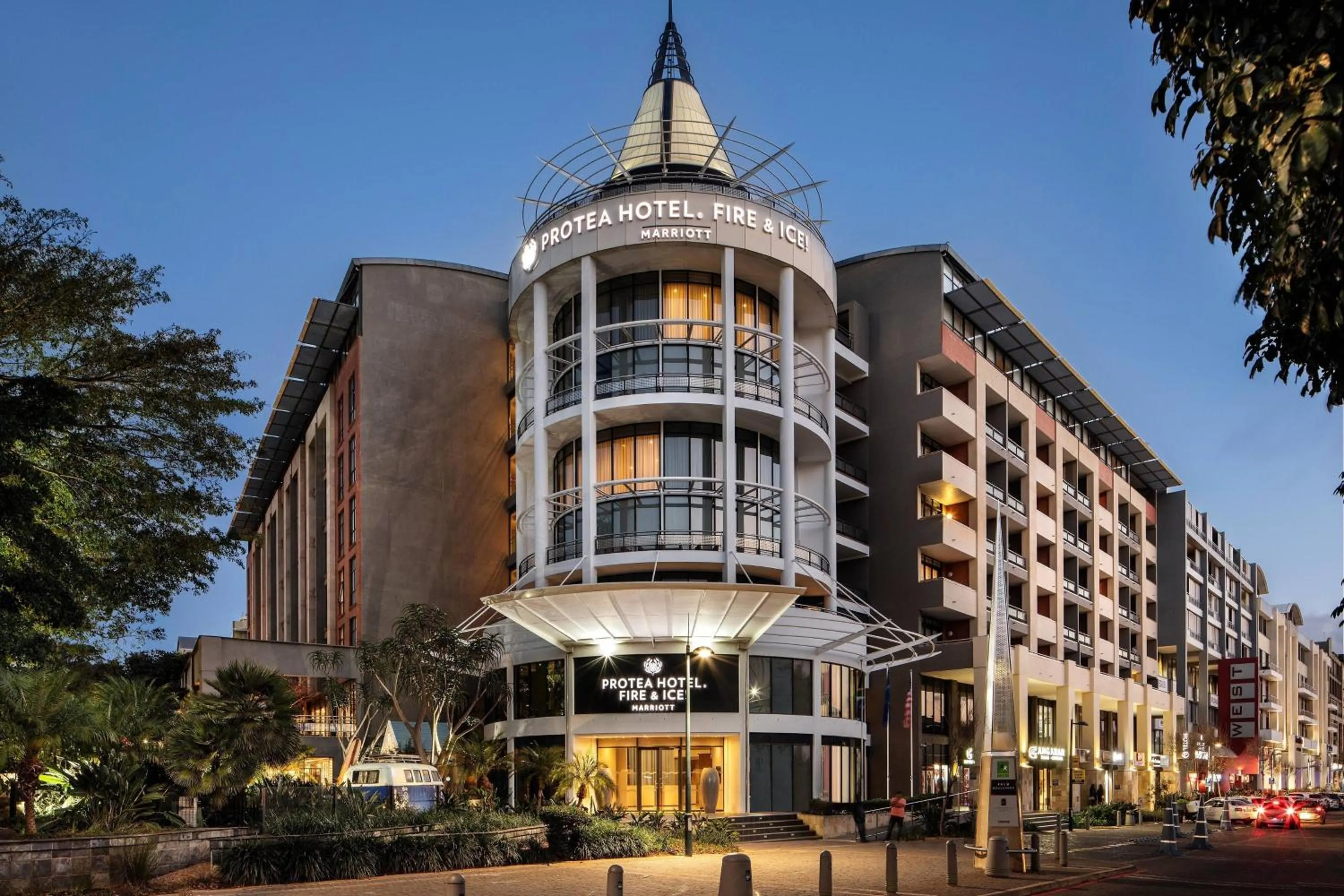 Property building in Protea Hotel Fire & Ice! by Marriott Durban Umhlanga Ridge