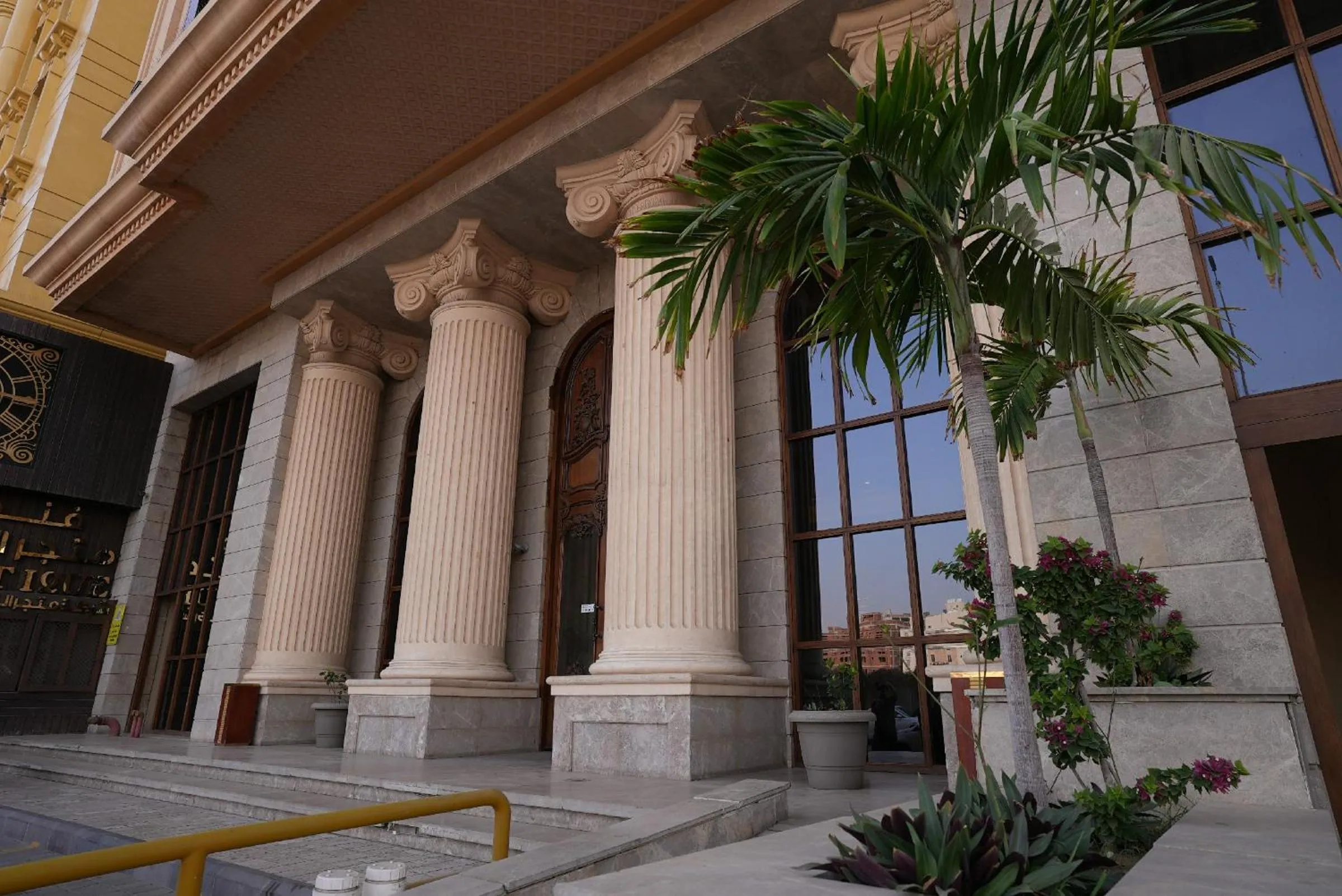 Property building in Palm Boutique Hotel