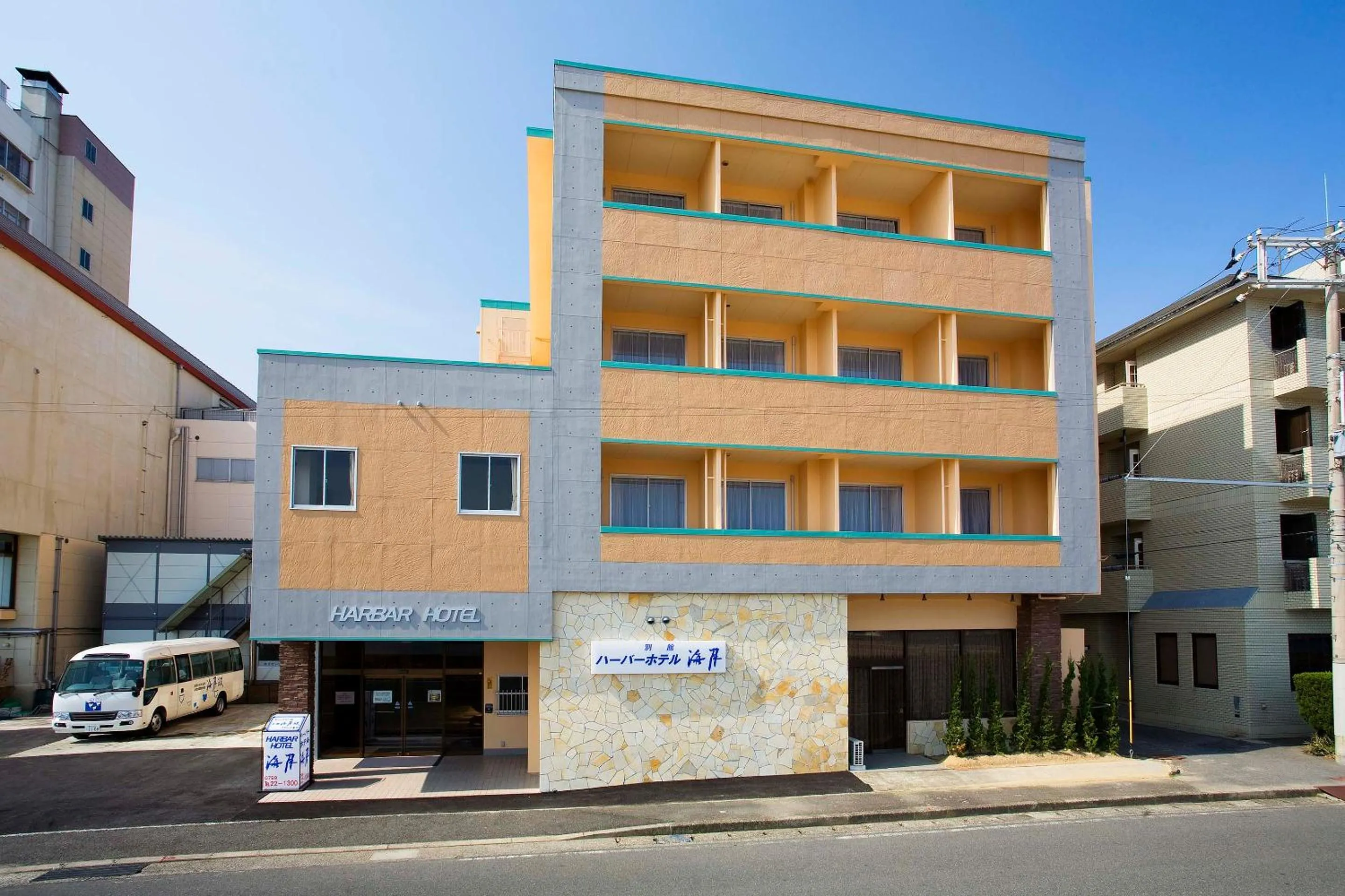 Property building in Harbor Hotel Kaigetsu