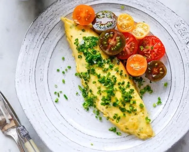 Continental breakfast in SONDERIA Lazybones Hostel- Wenshu Temple Side, Chill Hostel with All-Day Brunch, Travel Agency in English & Local Bar Vibes