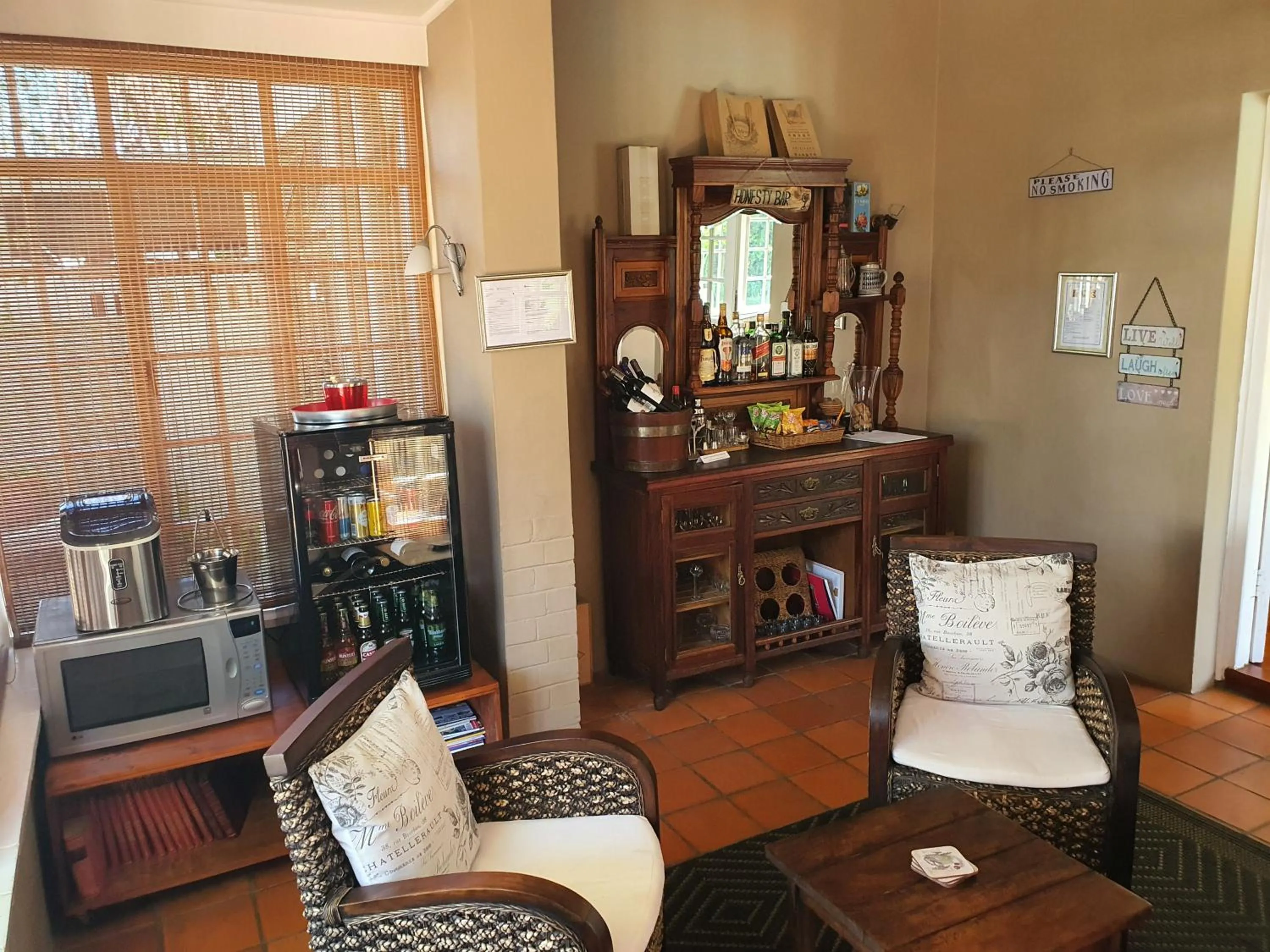 Lounge or bar in Wild Olive Guest House & Villa
