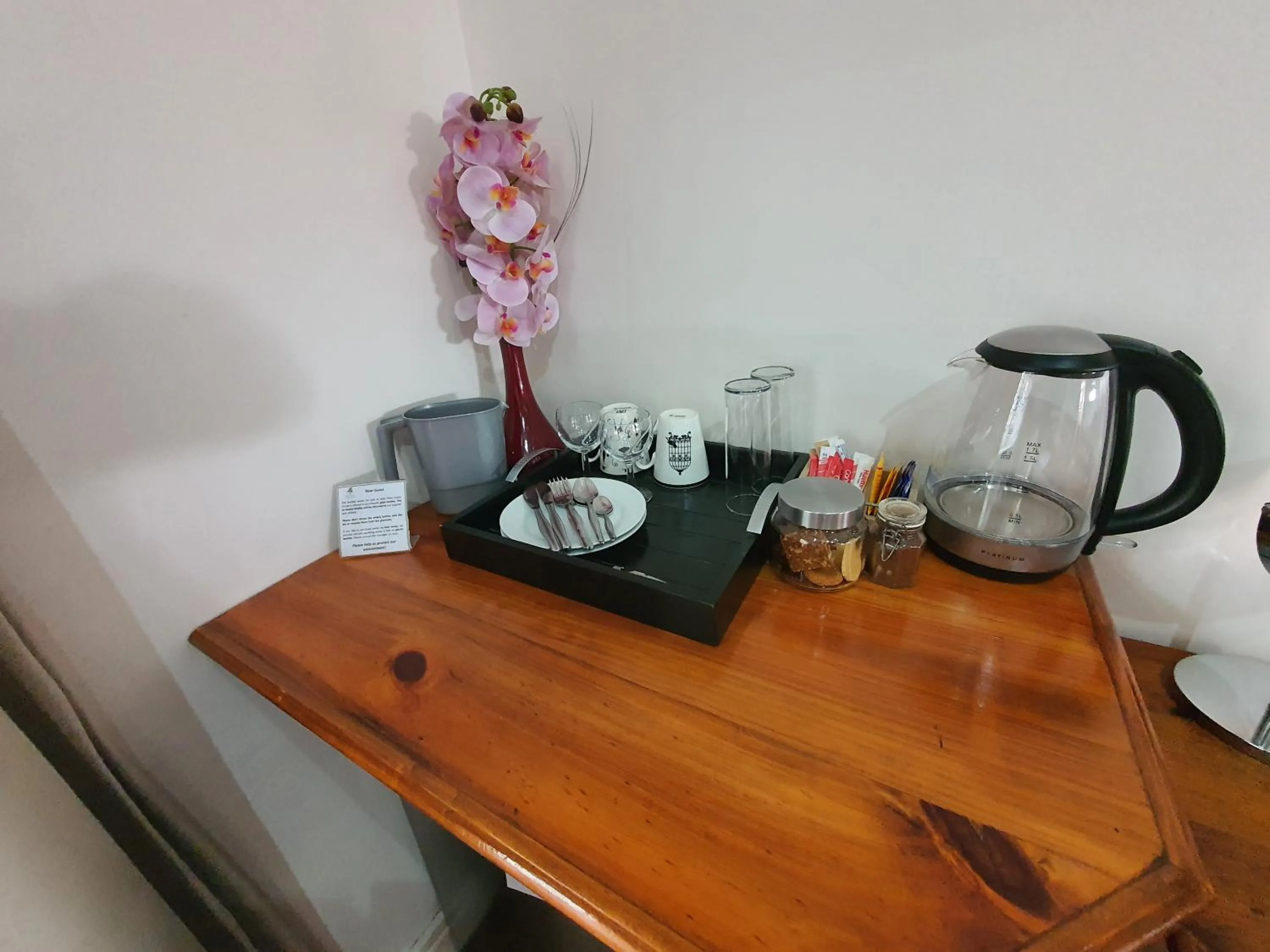 Coffee/tea facilities in Wild Olive Guest House & Villa