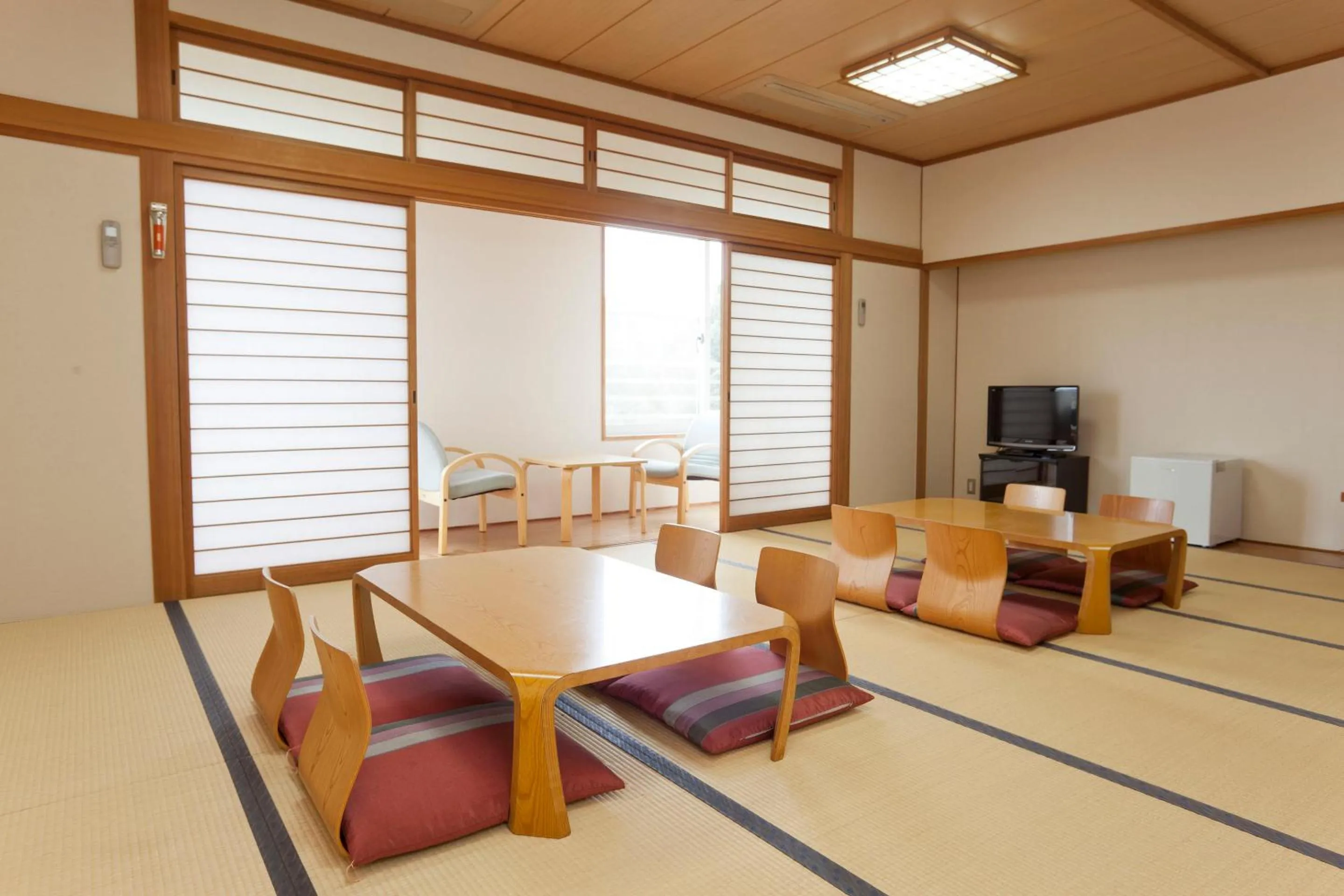 Photo of the whole room in Sunrise Awaji