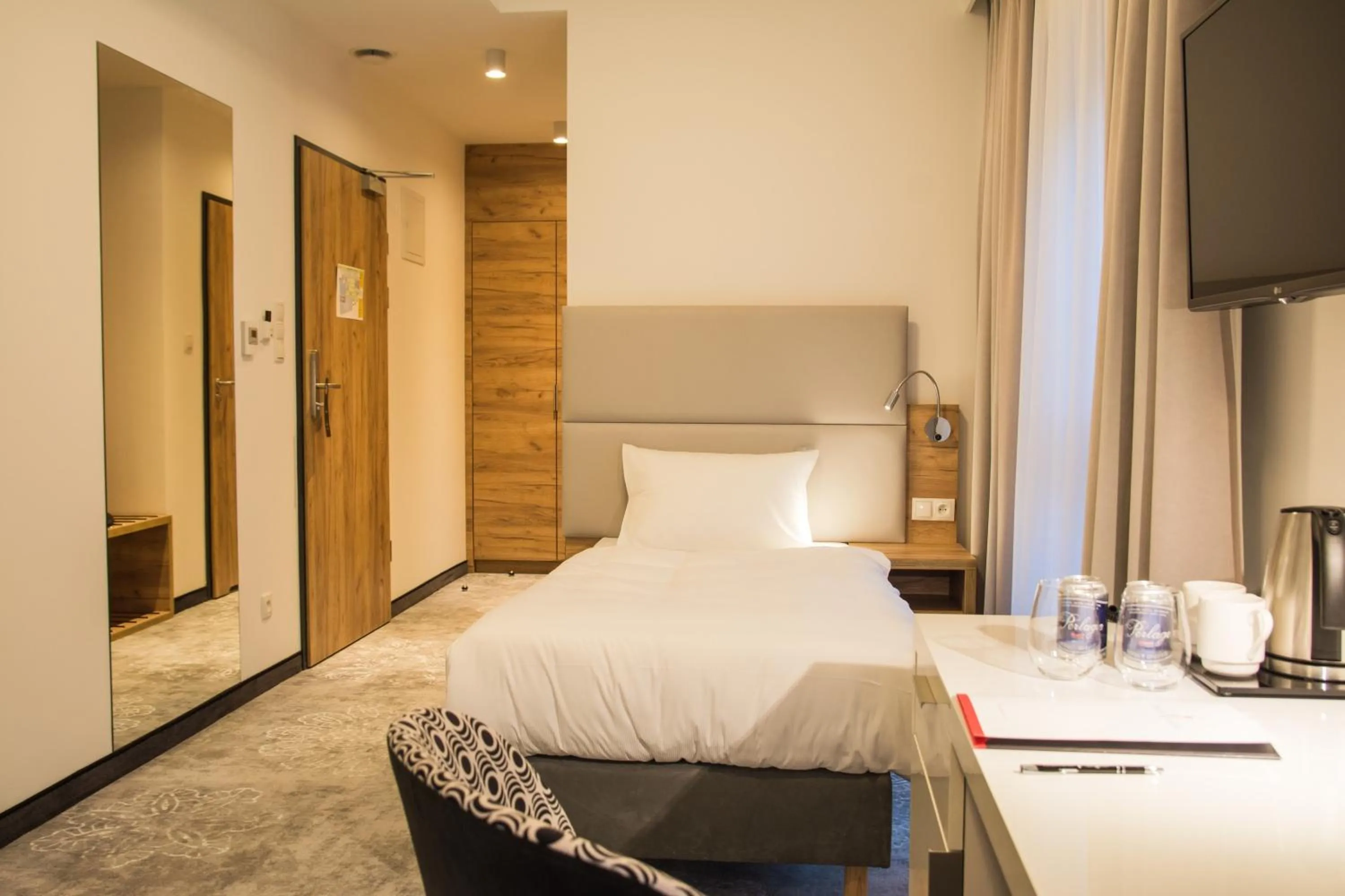 Photo of the whole room, Bed in Hotel Limanova