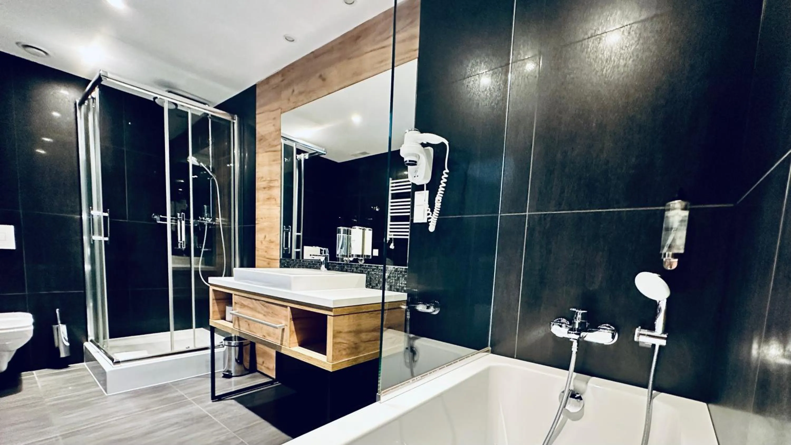 Shower in Hotel Limanova