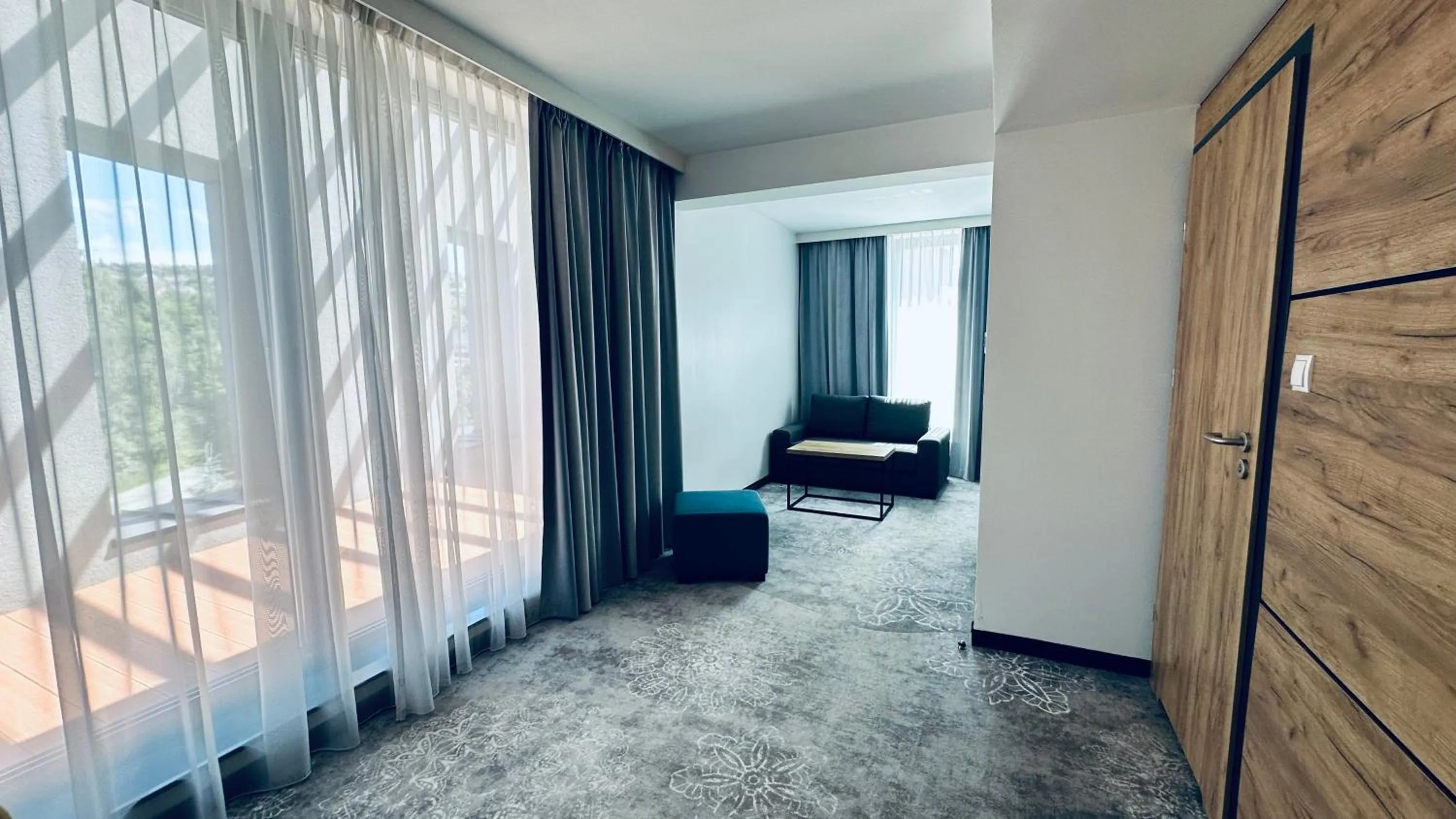 Photo of the whole room in Hotel Limanova