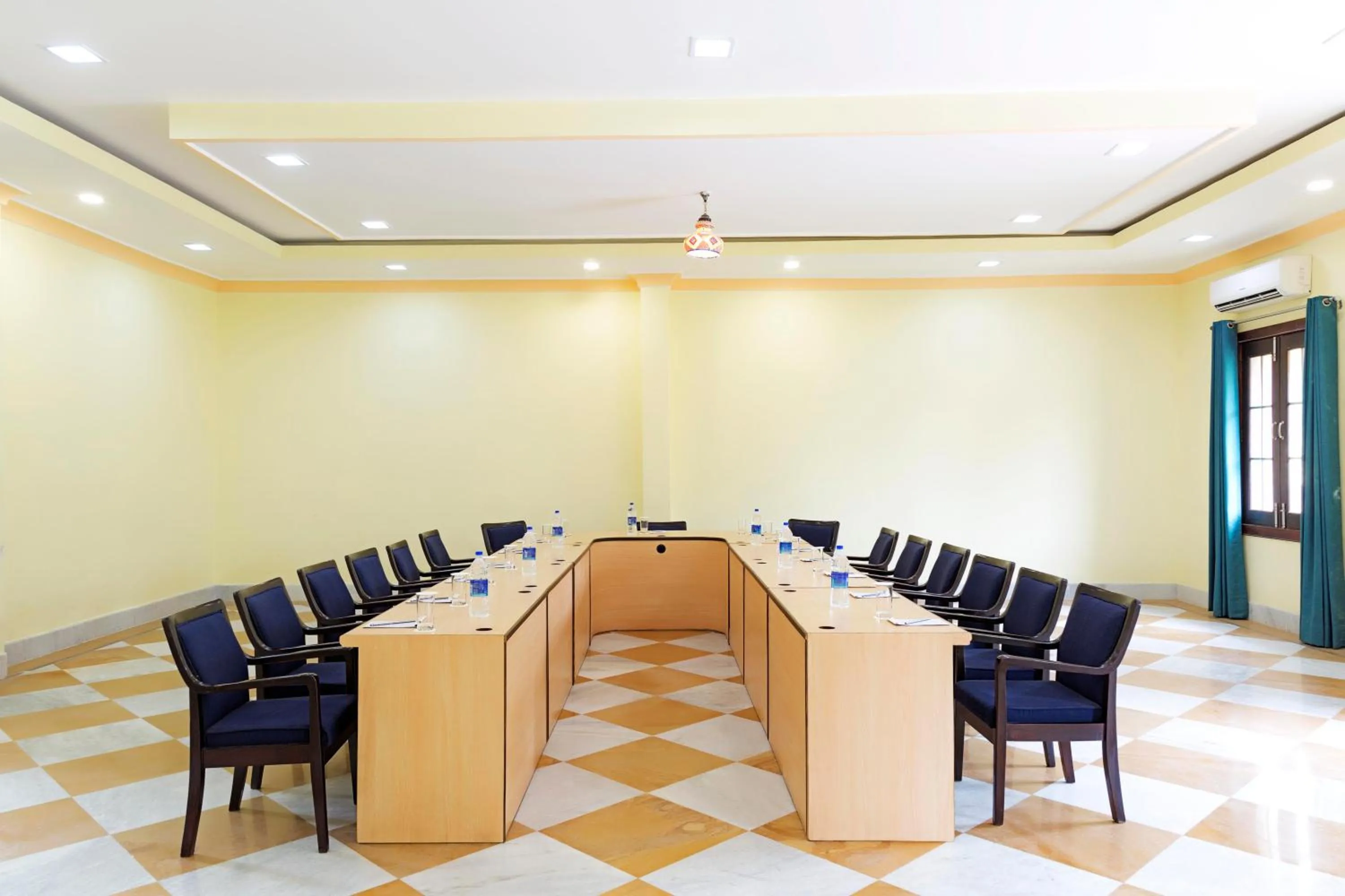 Meeting/conference room in Syna Heritage Hotel