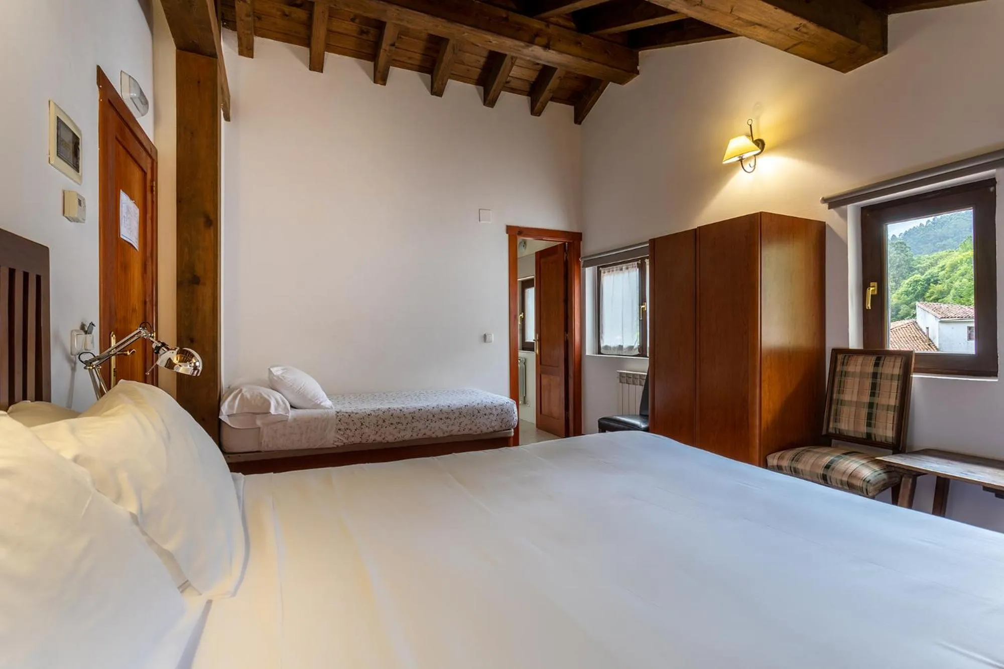 Photo of the whole room, Bed in Posada 3 Valles