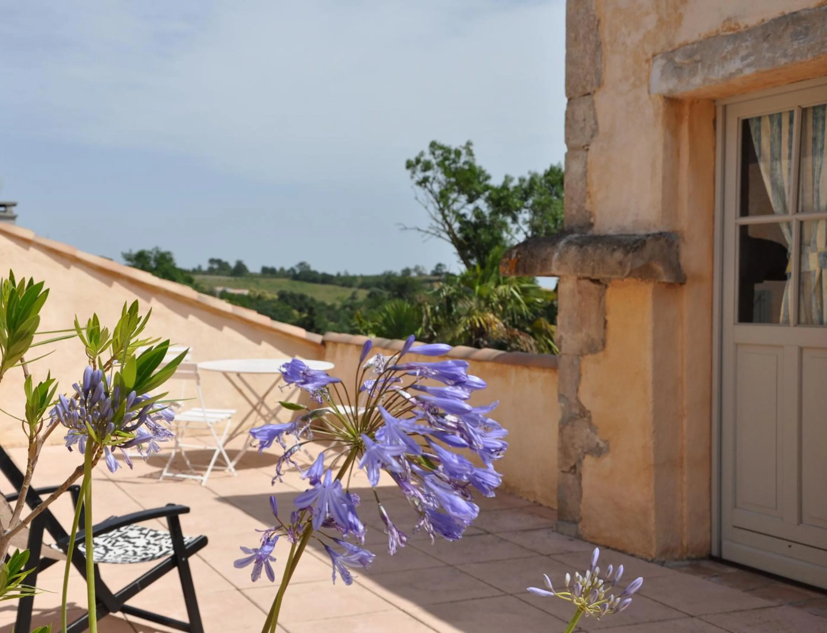 Balcony/Terrace in La Rougeanne
