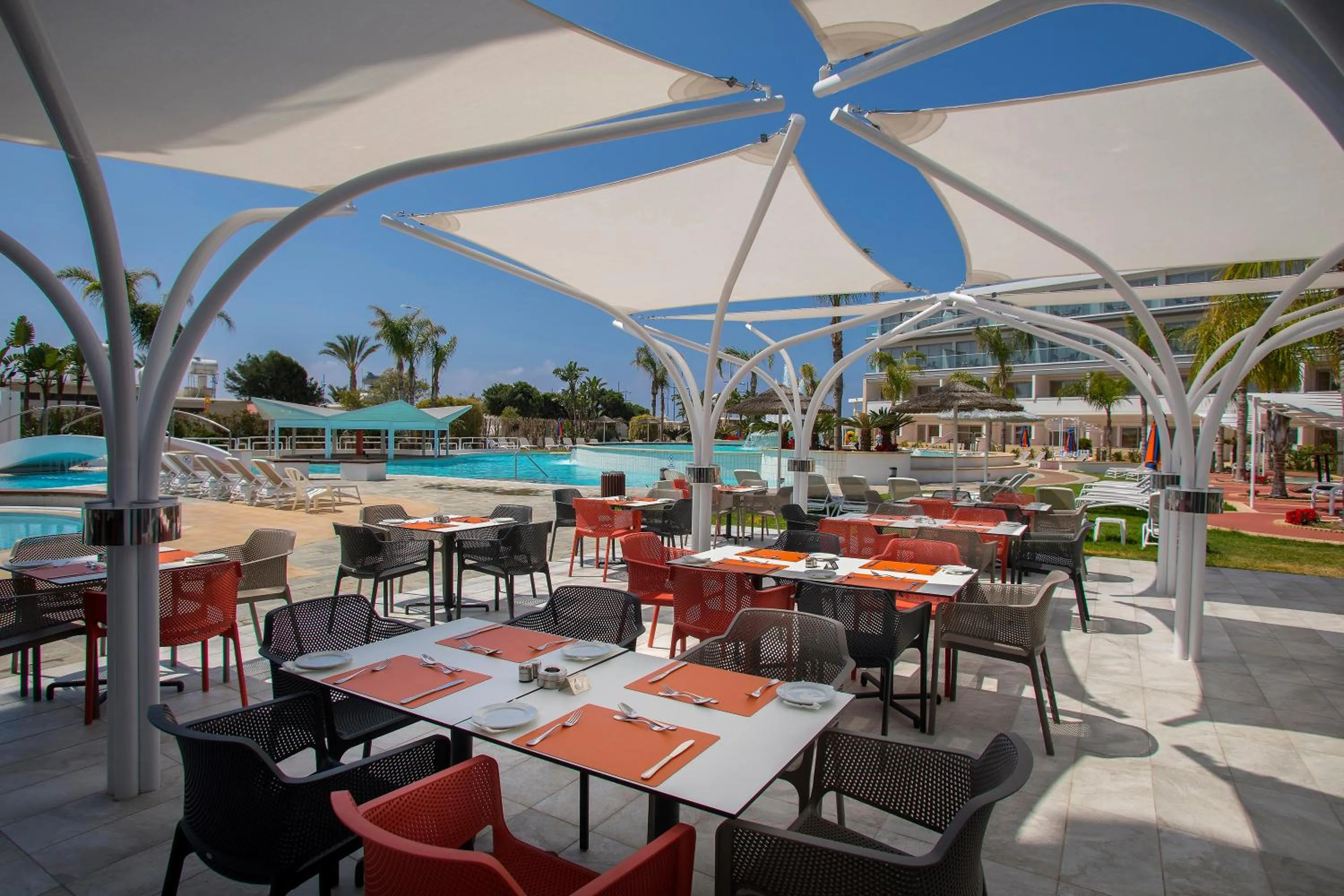 Restaurant/places to eat in Faros Hotel Ayia Napa