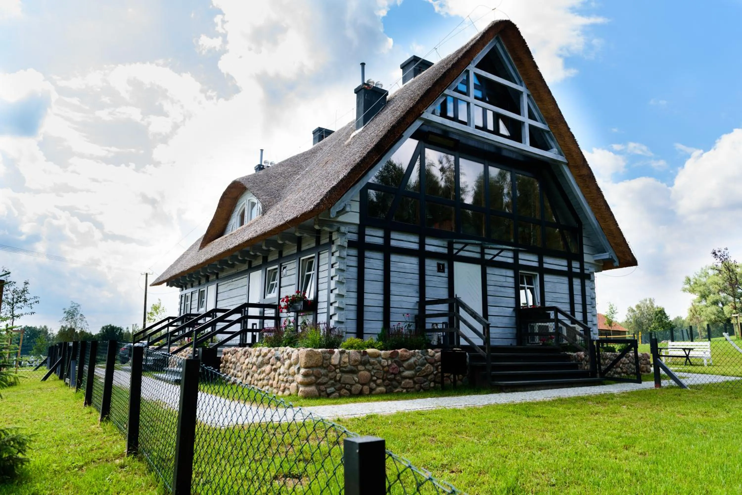 Property building in Apartamenty Szelągówka, Sun & Snow