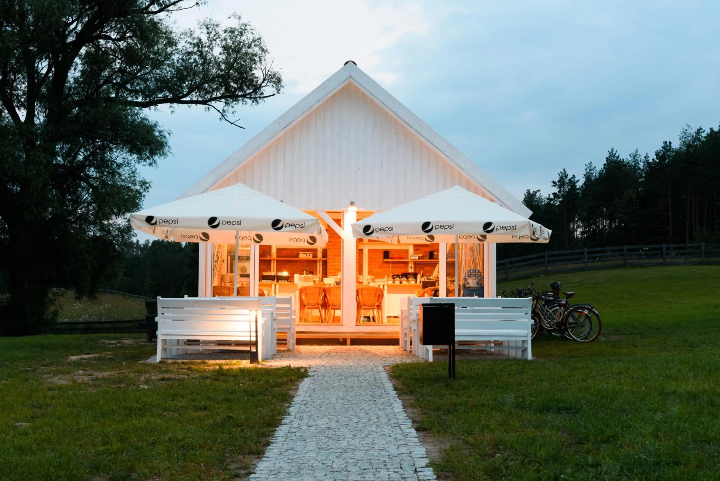 Restaurant/places to eat in Apartamenty Szelągówka, Sun & Snow