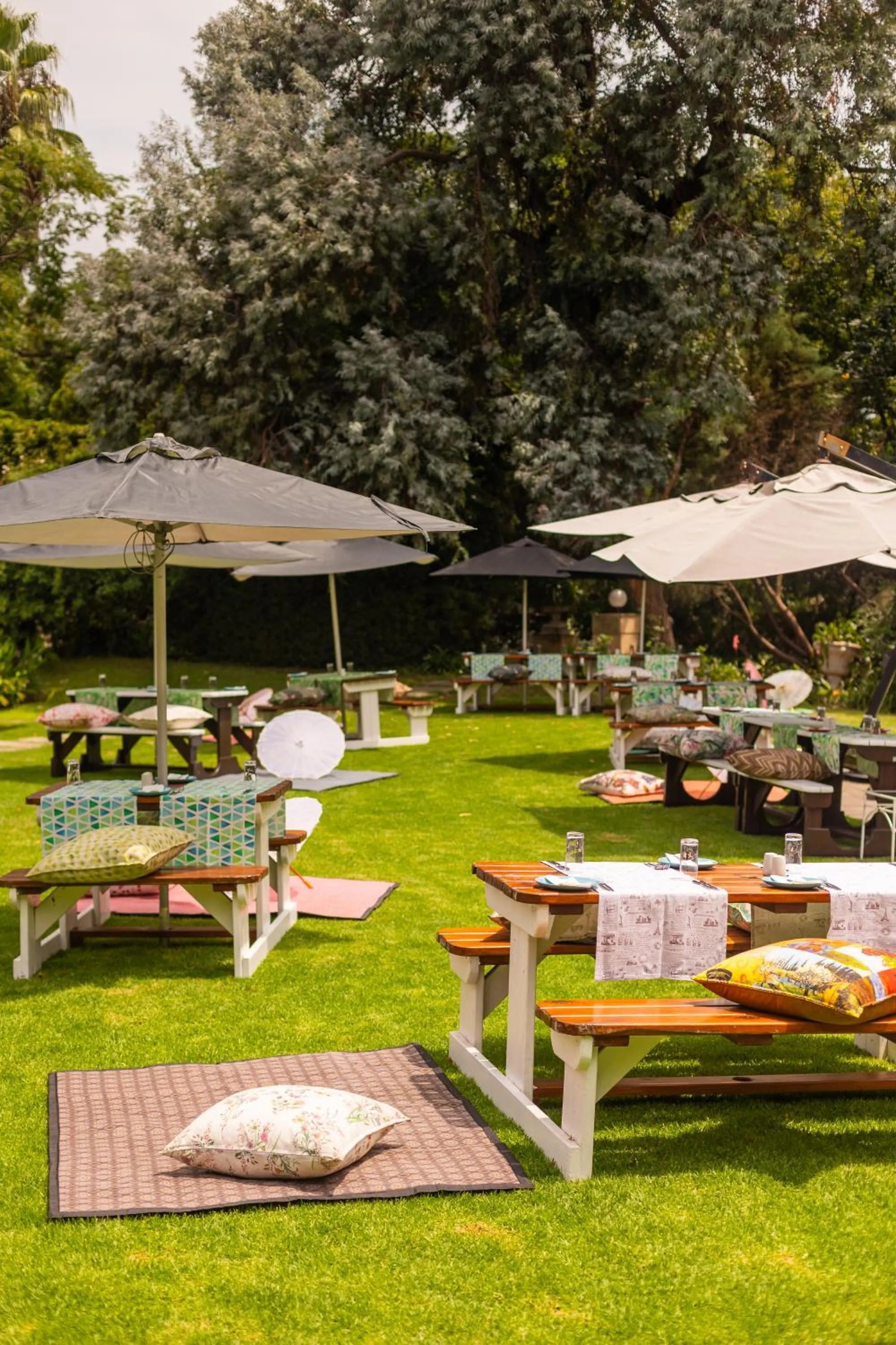 Restaurant/places to eat in Fairlawns Boutique Hotel & Spa