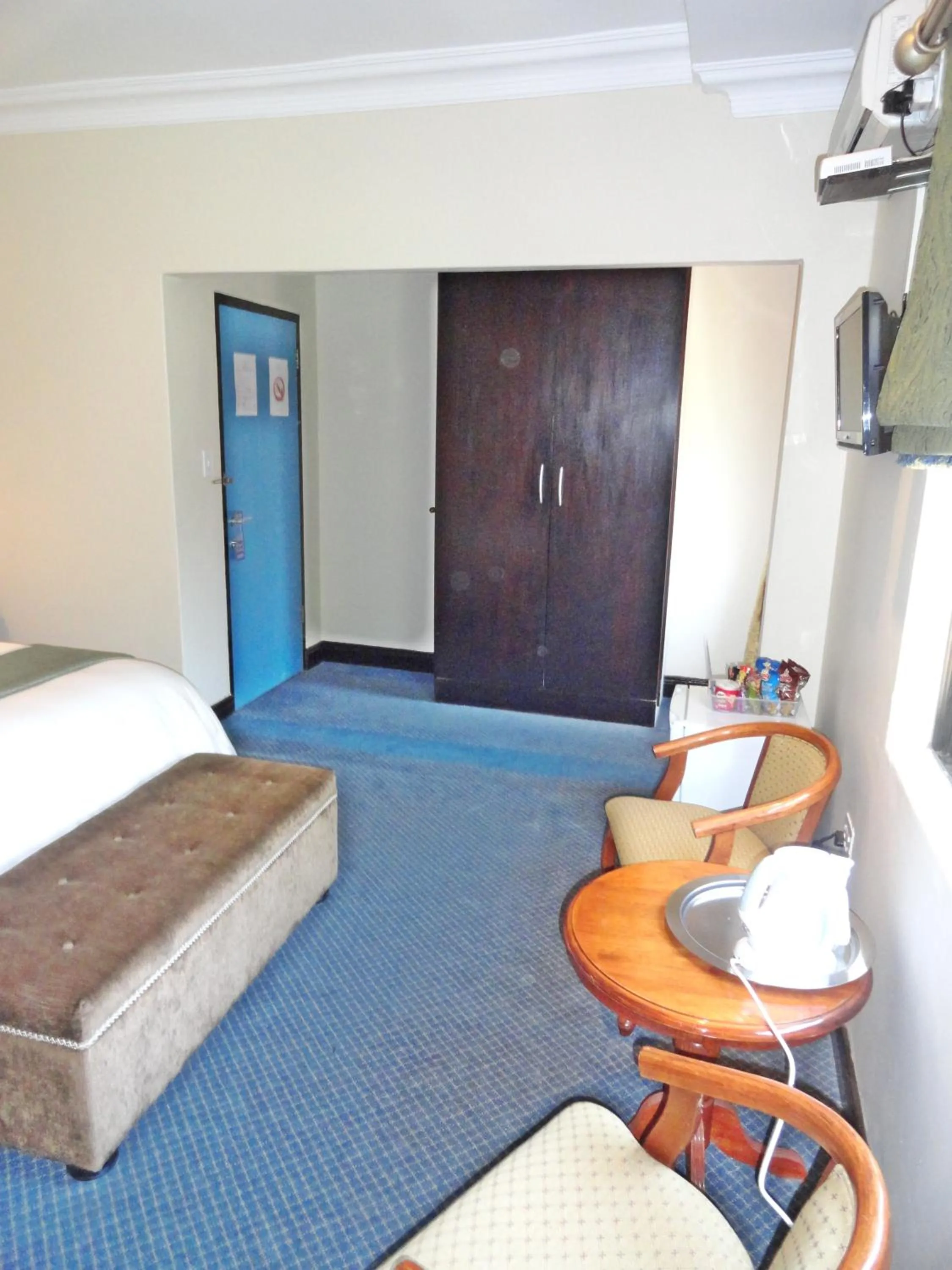 Decorative detail, Bed in Constantia Manor Guest House