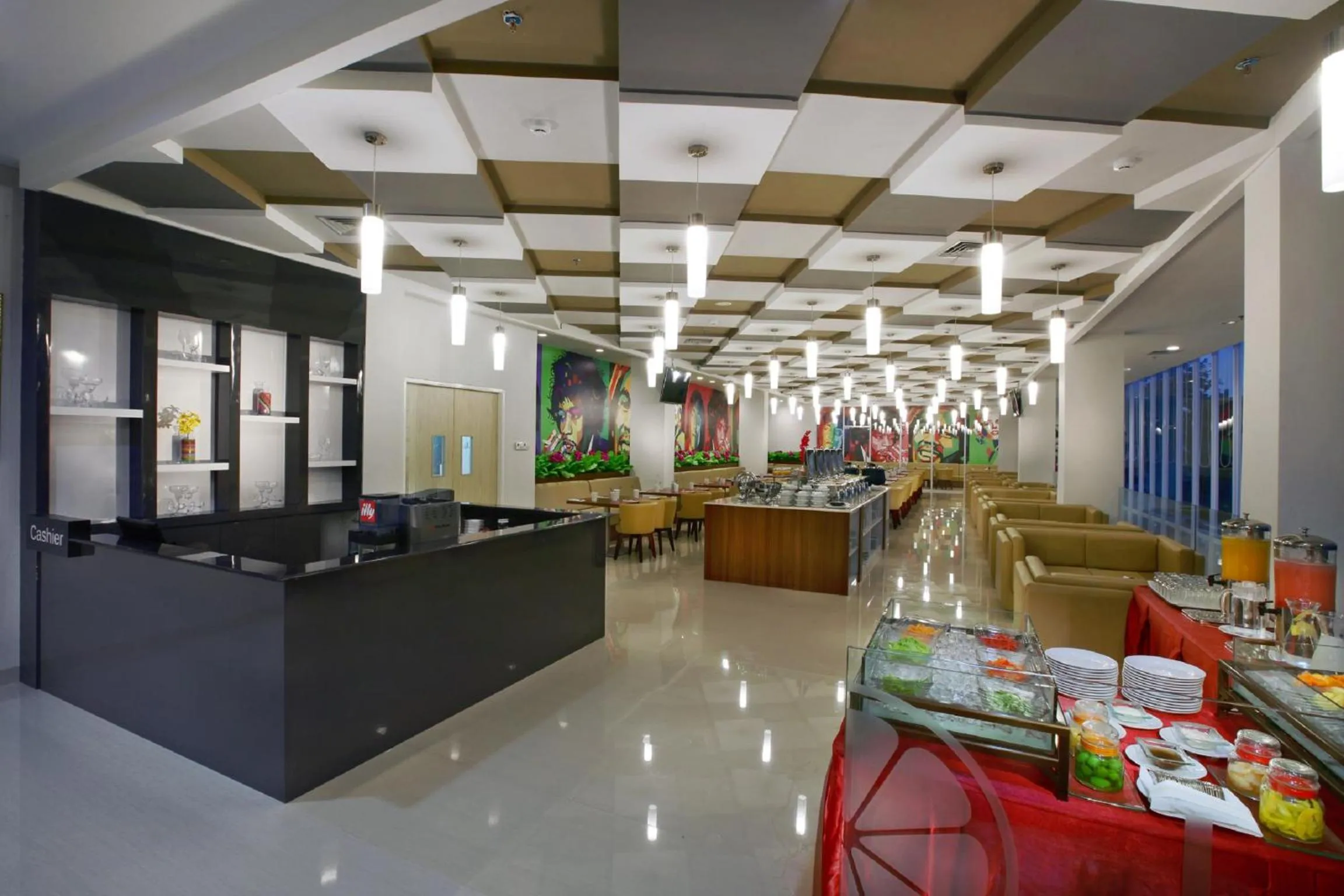 Restaurant/places to eat in favehotel Pekanbaru
