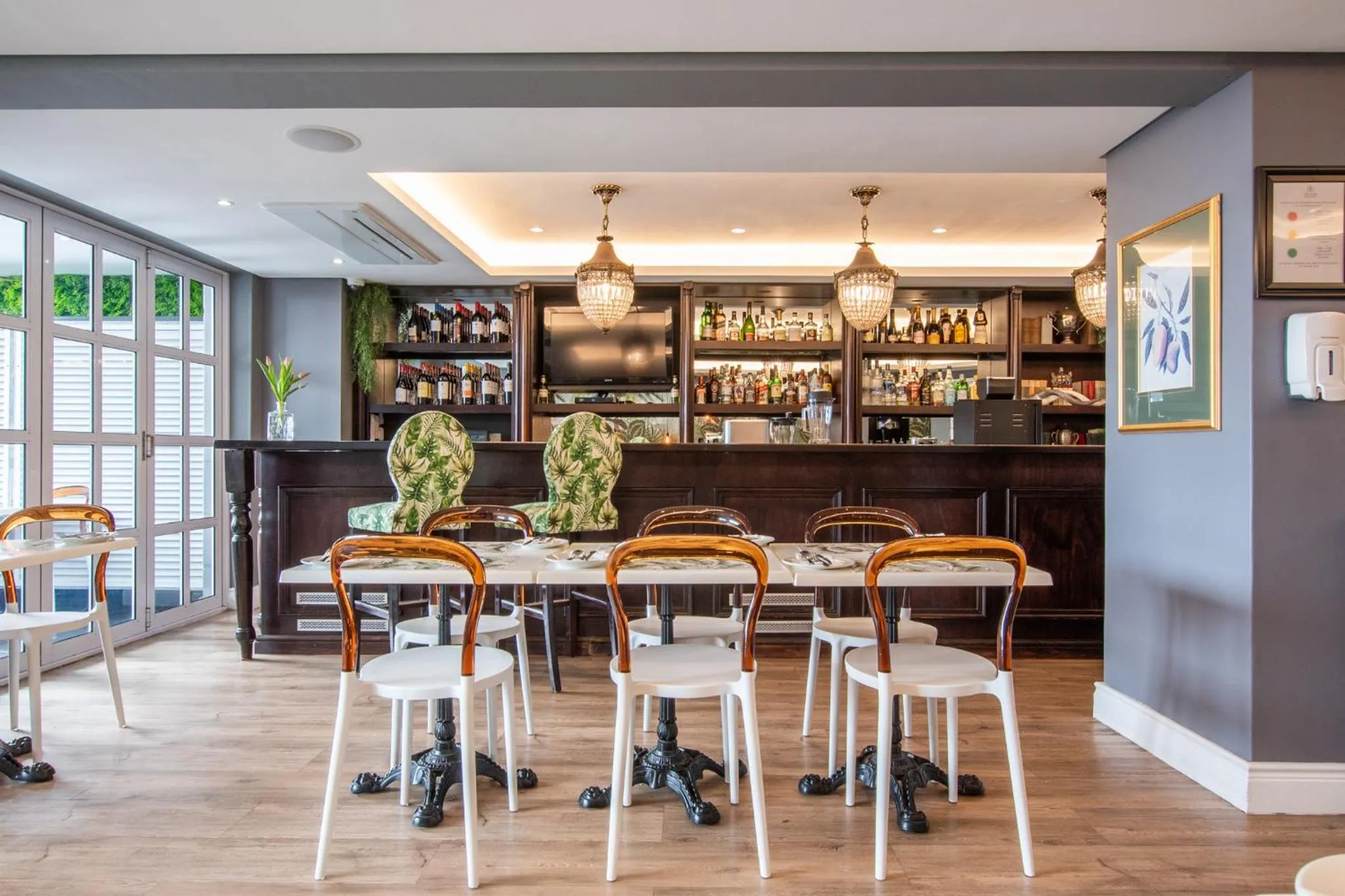 Restaurant/places to eat in Romney Park Luxury Apartments by The Stay Collection