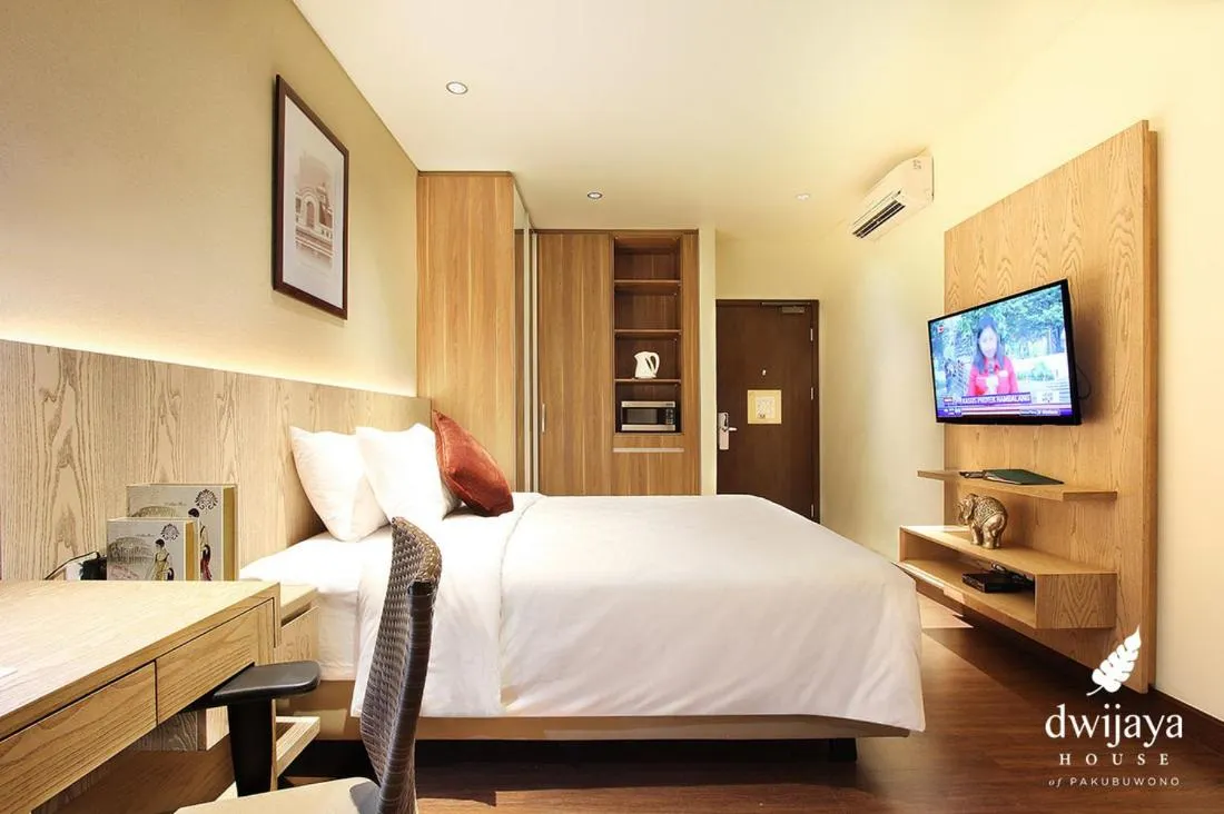 Bed in Dwijaya House of Pakubuwono