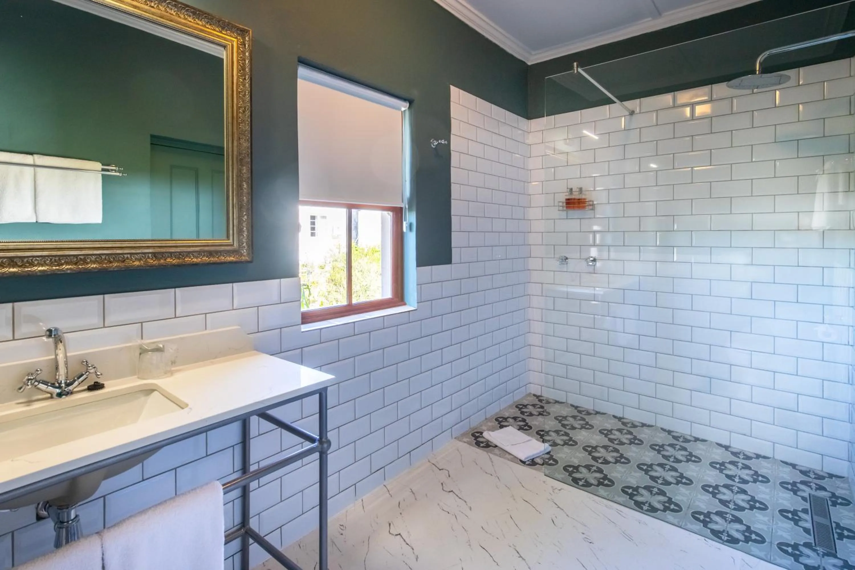 Bathroom in Montagu Country Hotel