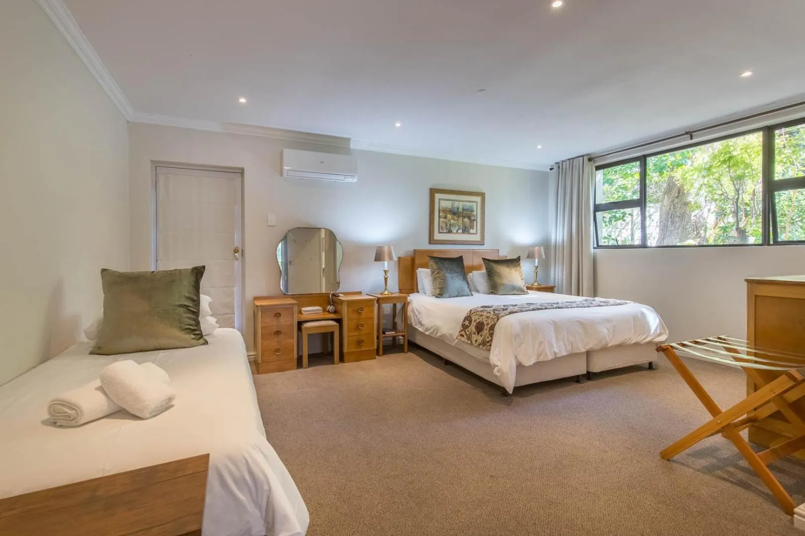 Bedroom, Bed in Montagu Country Hotel