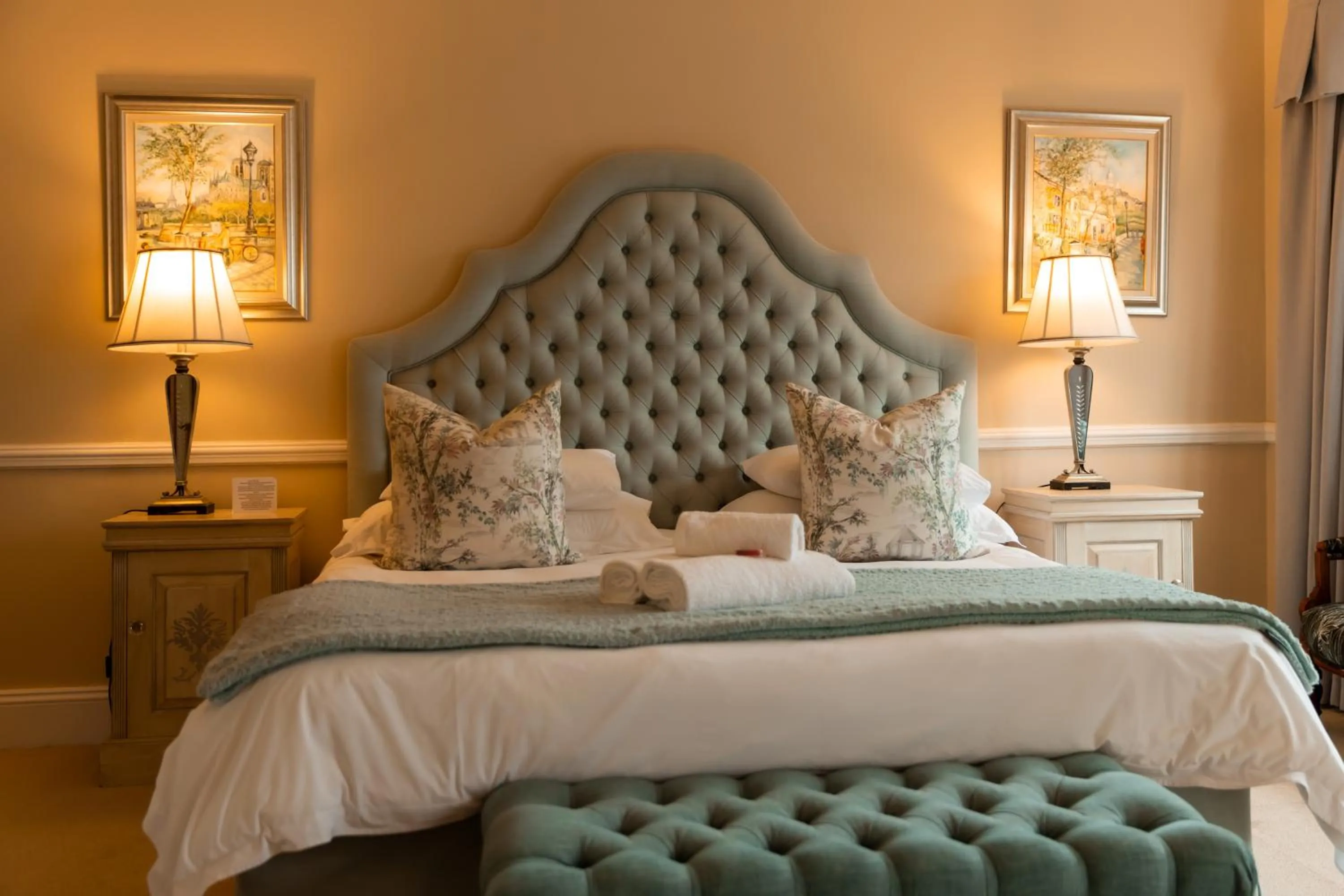 Bedroom, Bed in Lemon Tree Lane