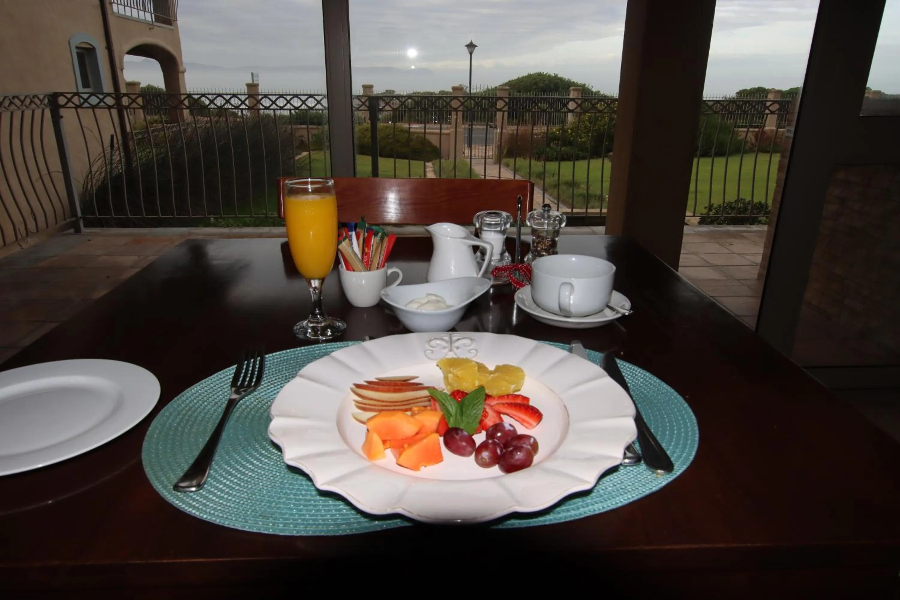 Breakfast in On The Cliff Guest House