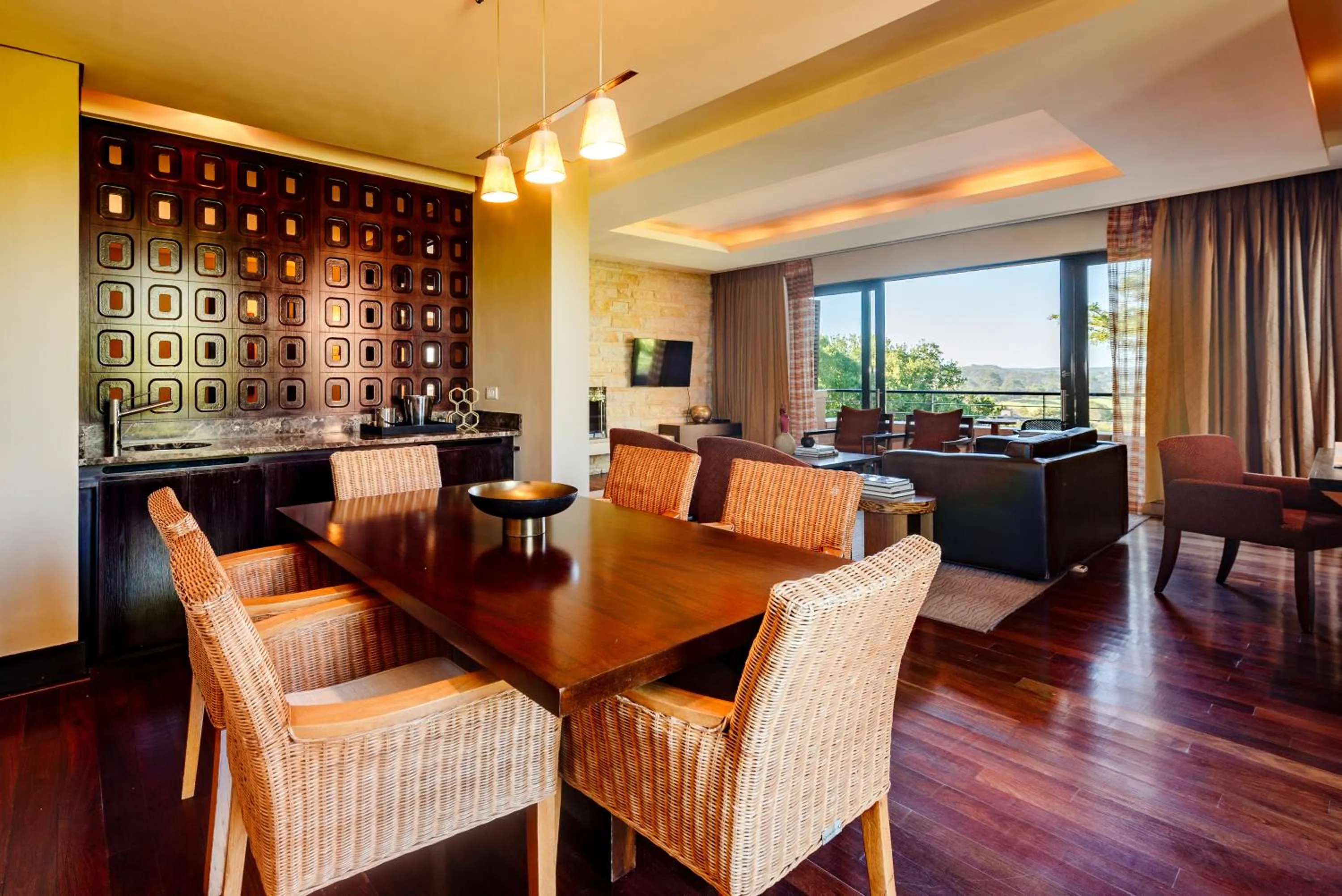 Dining area in Pezula Nature Retreat