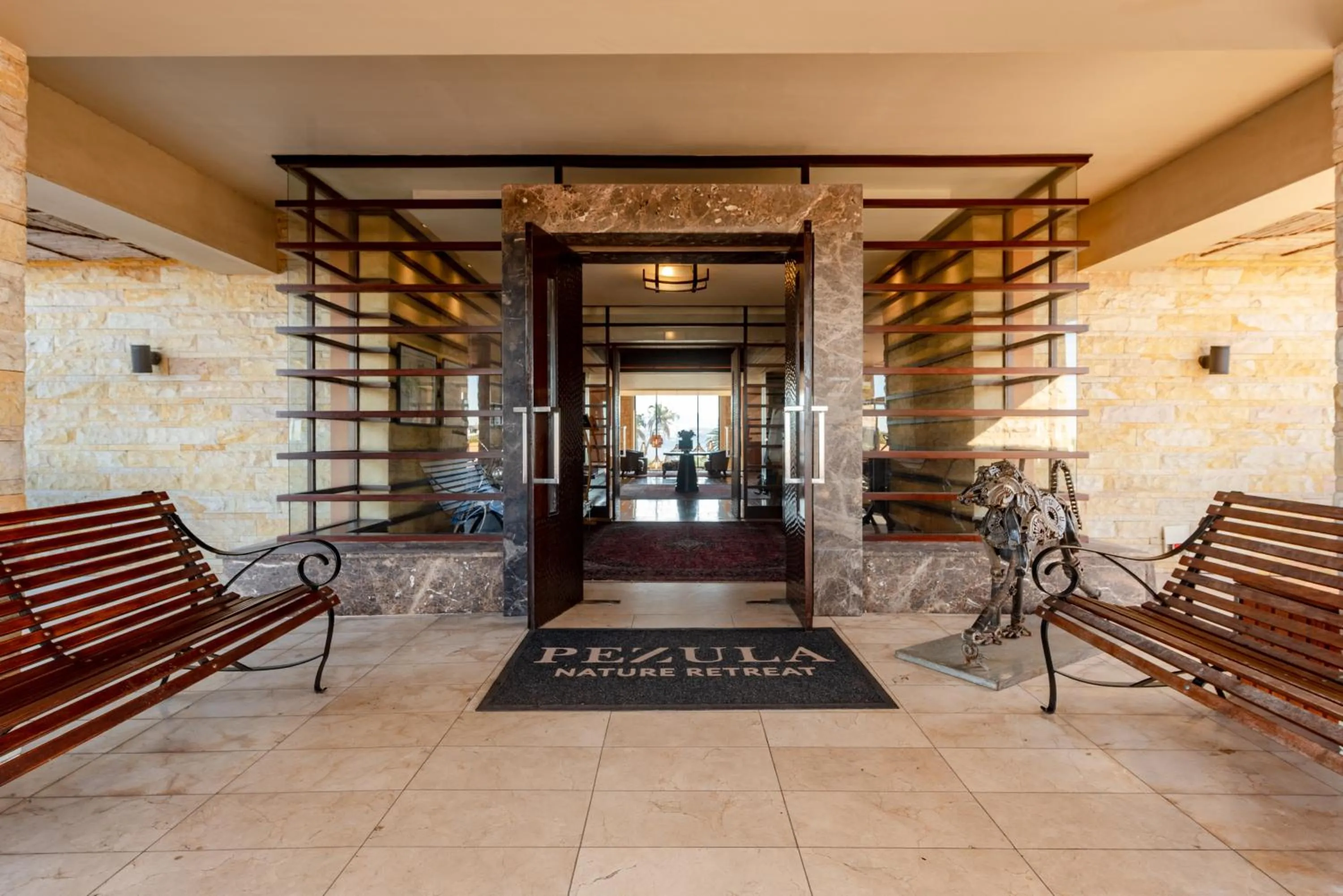 Facade/entrance in Pezula Nature Retreat