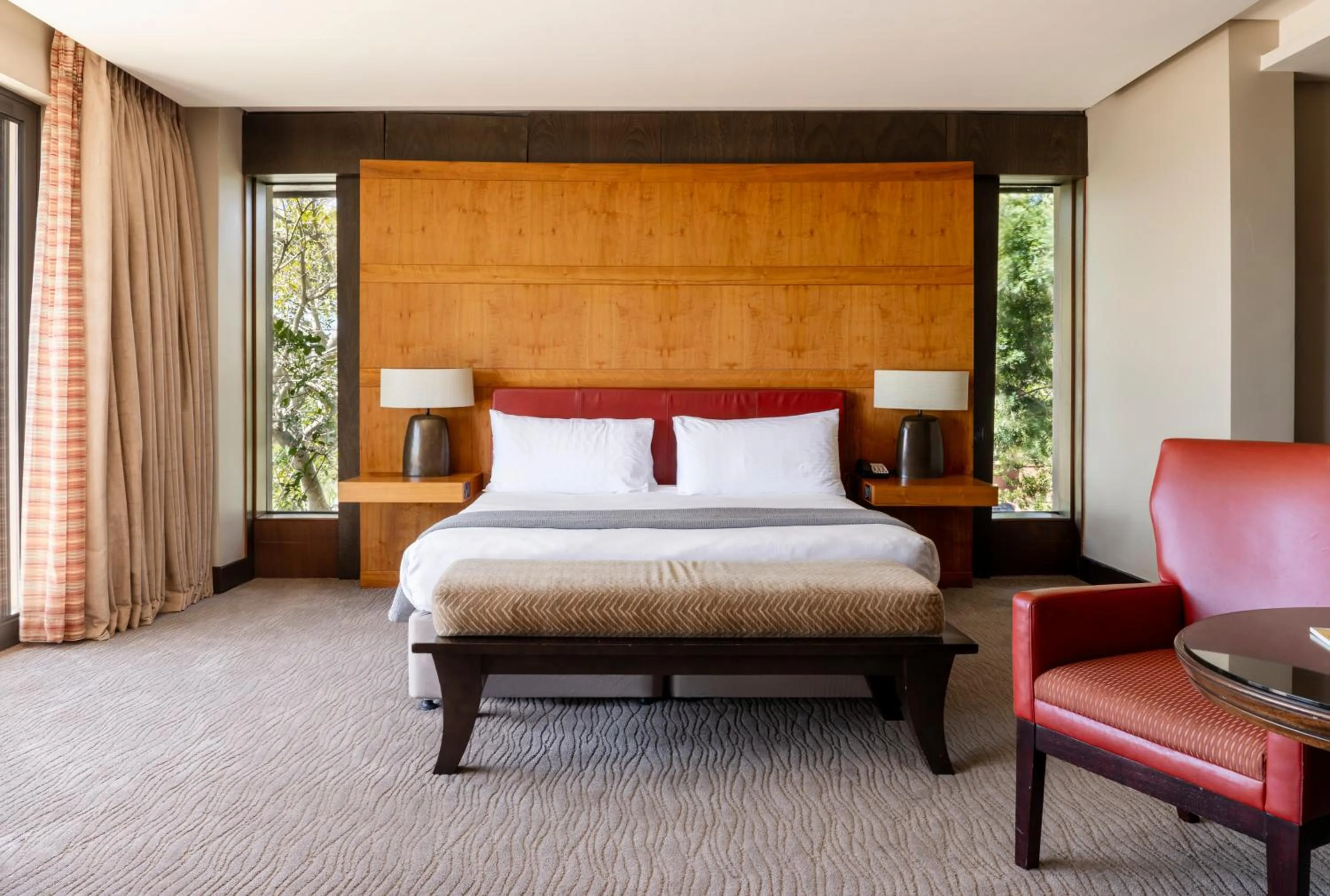 Deluxe Double Studio in Pezula Nature Retreat