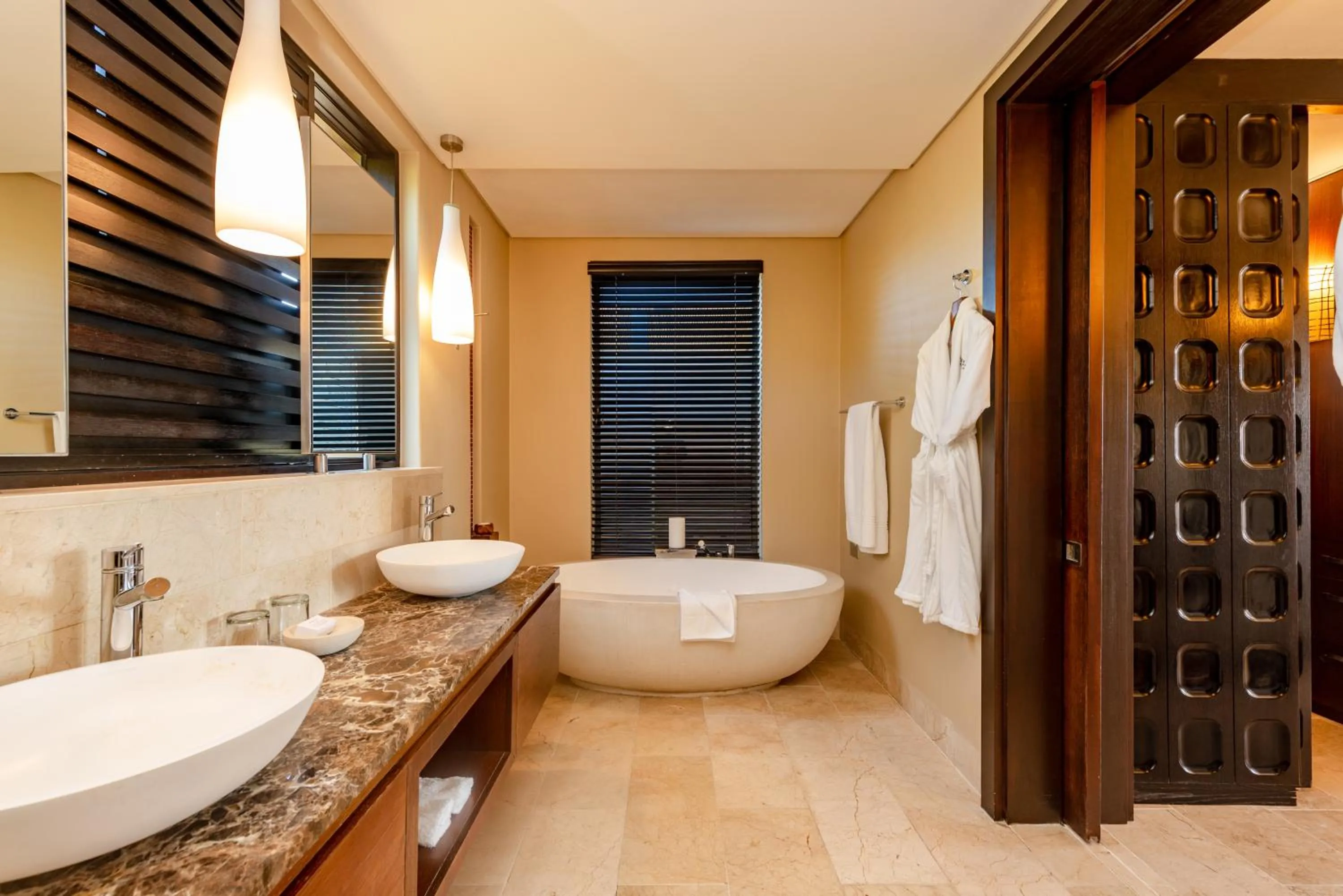 Bathroom in Pezula Nature Retreat