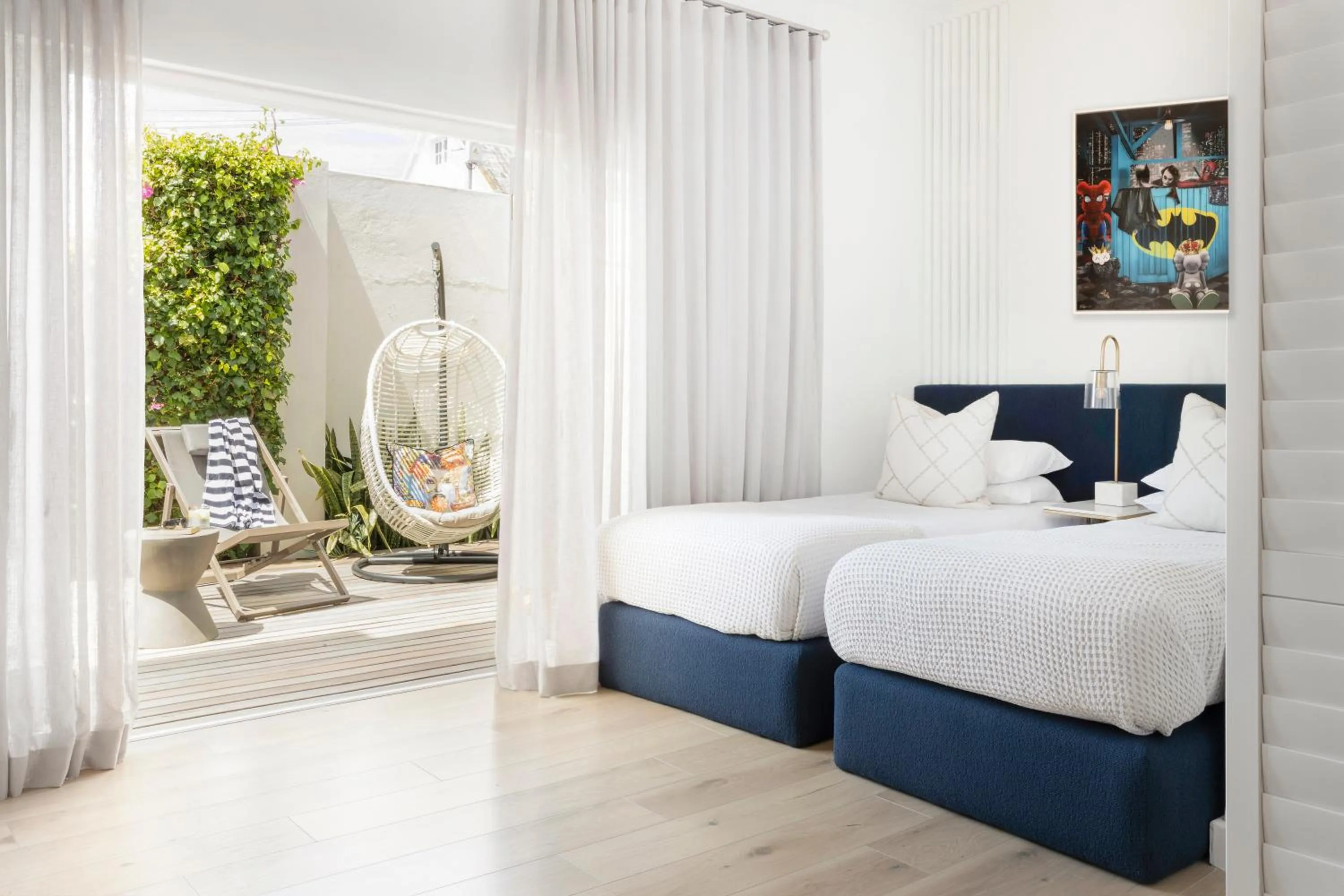 Bed in The Clarendon - Fresnaye