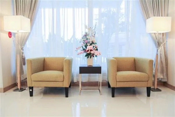 Communal lounge/ TV room in Donchan Residence