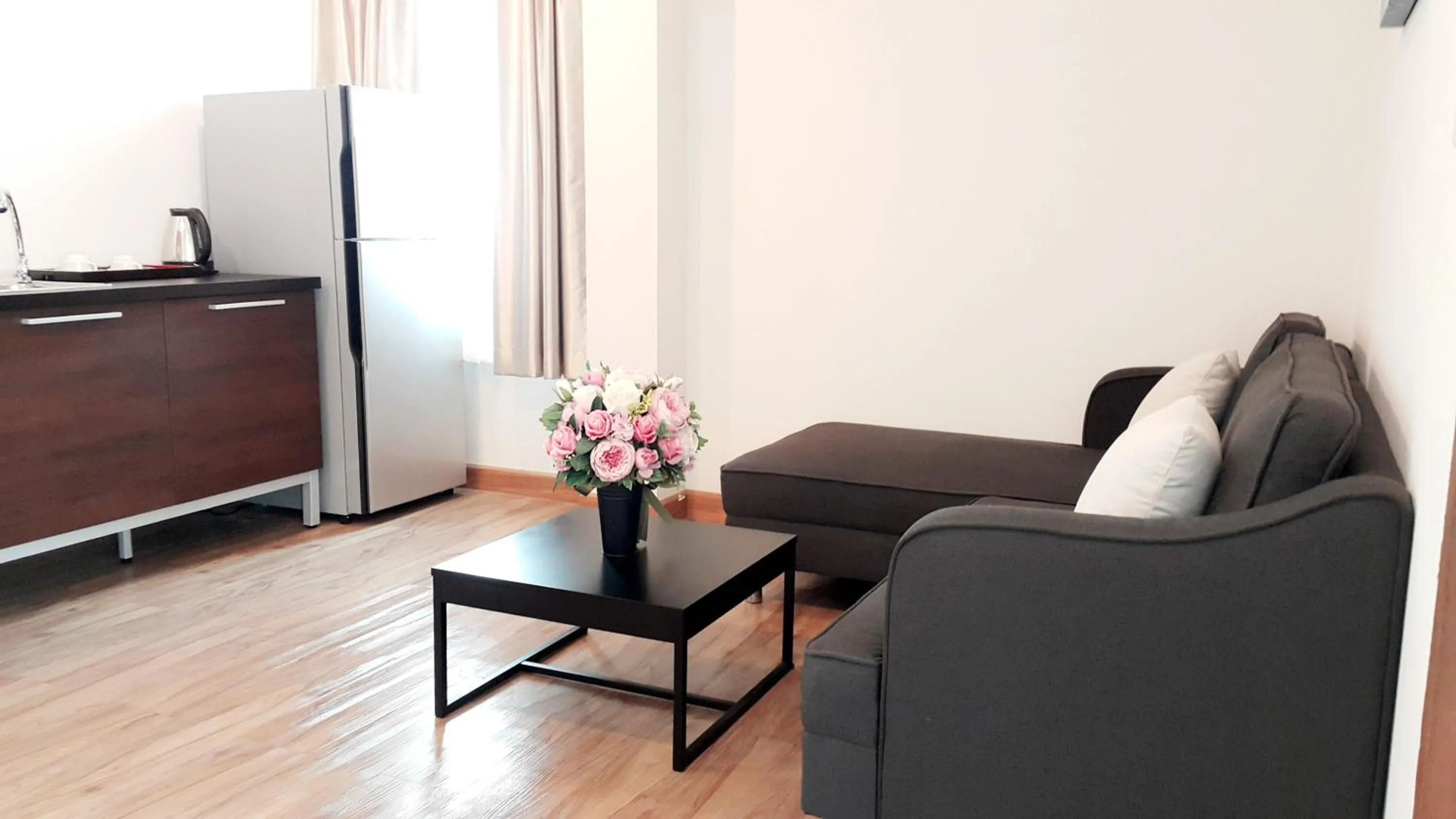 Family in Donchan Residence