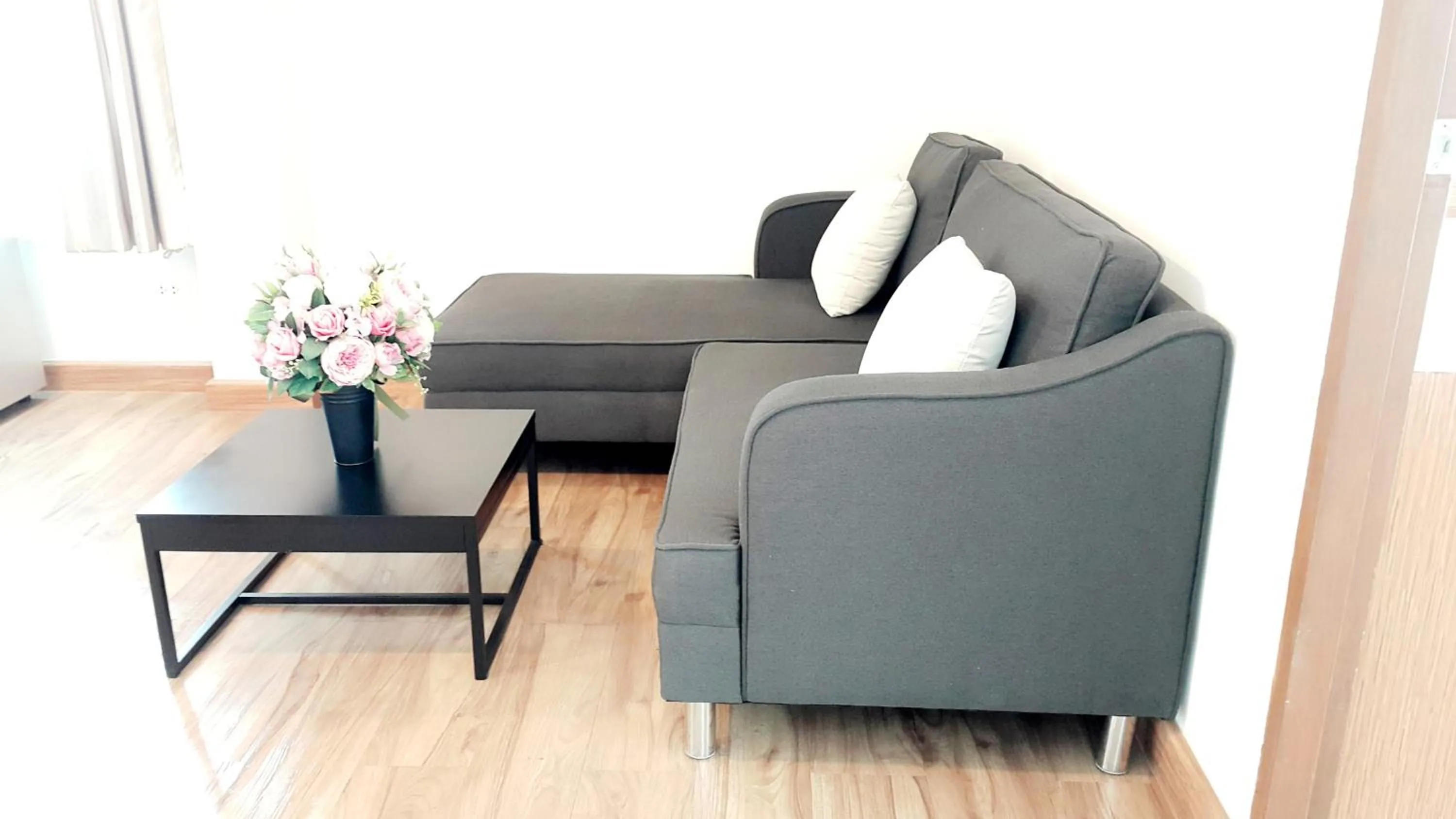 Family in Donchan Residence