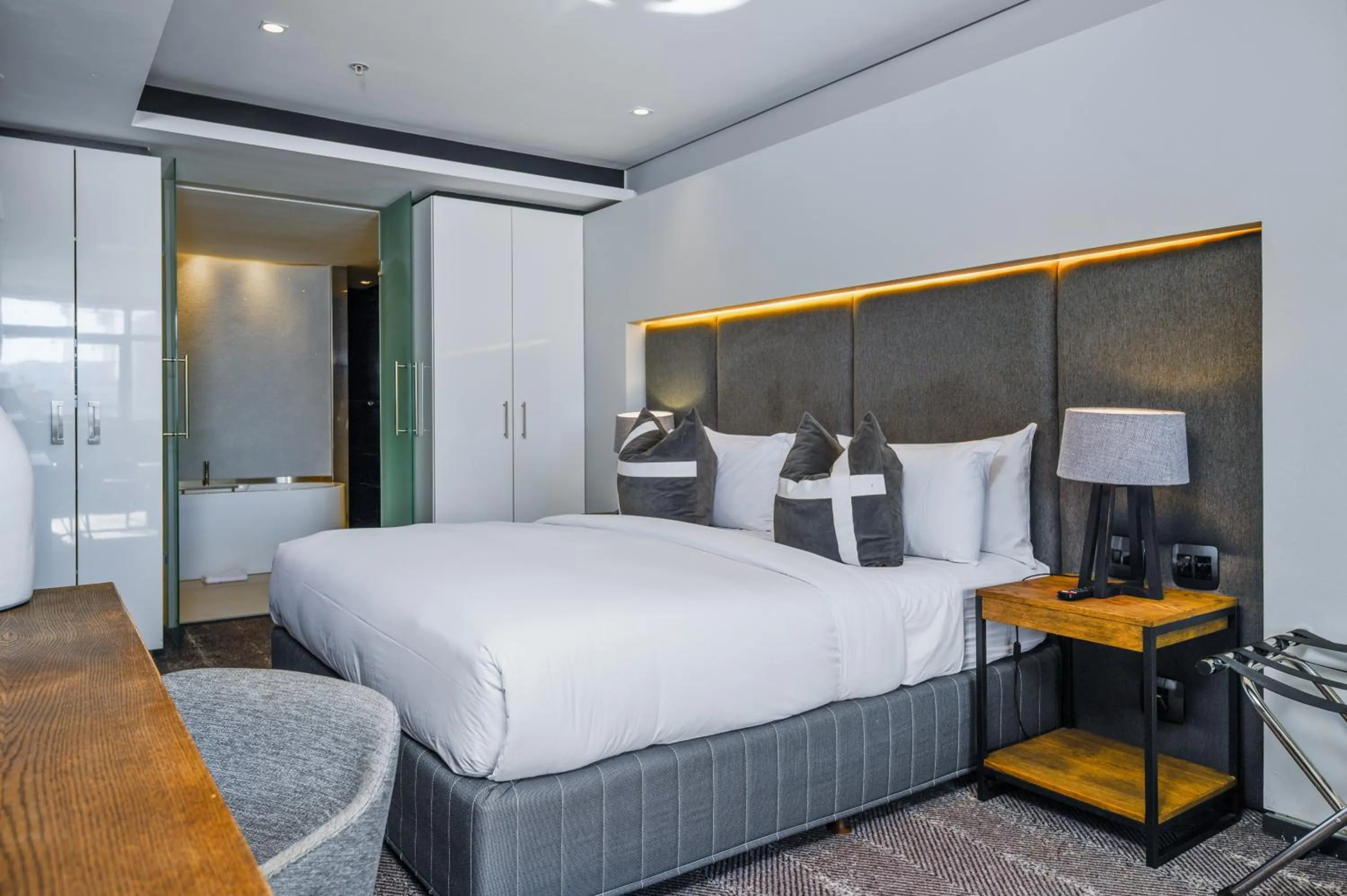 Bed in The Capital 15 on Orange Hotel & Spa