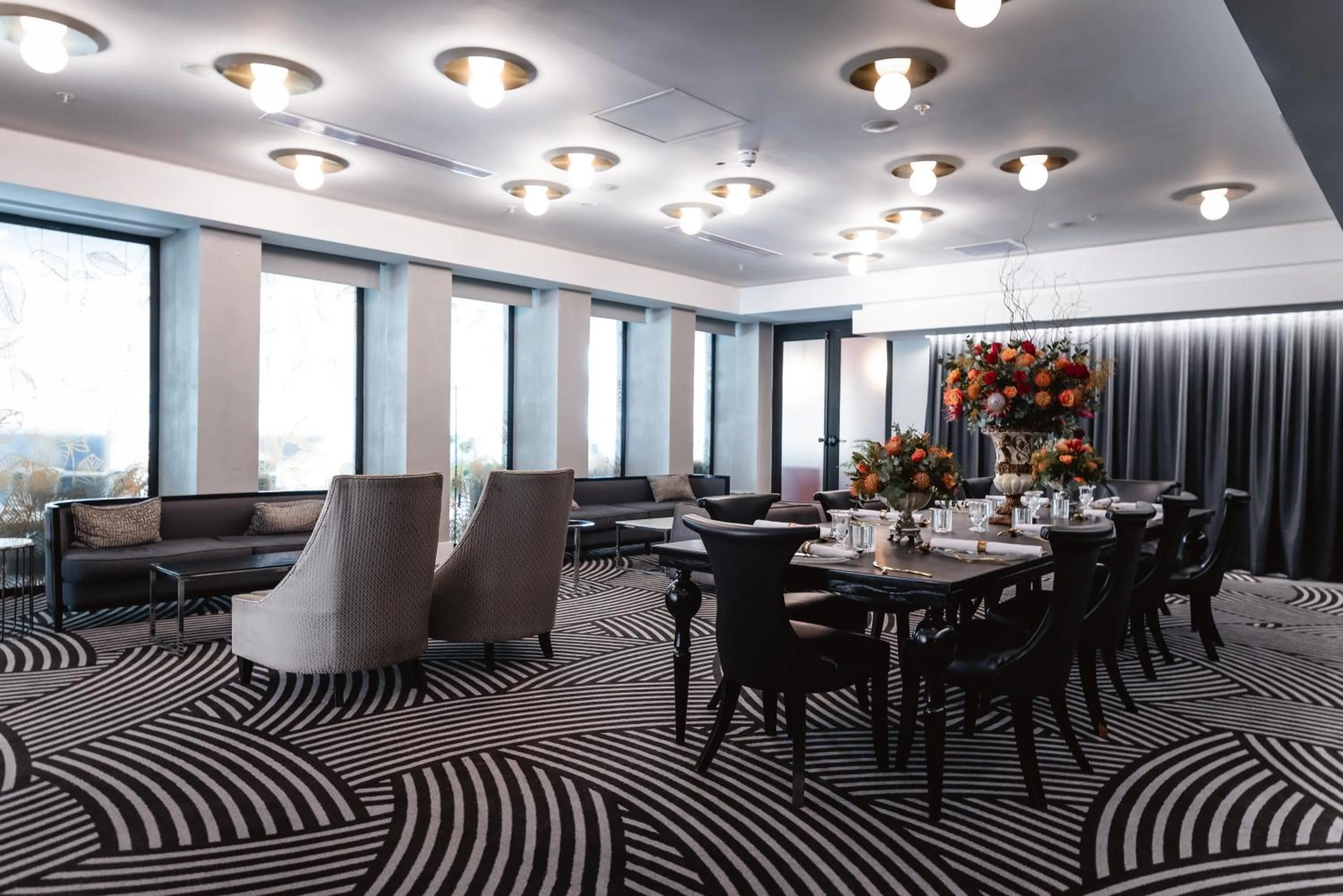 Dining area in The Capital 15 on Orange Hotel & Spa