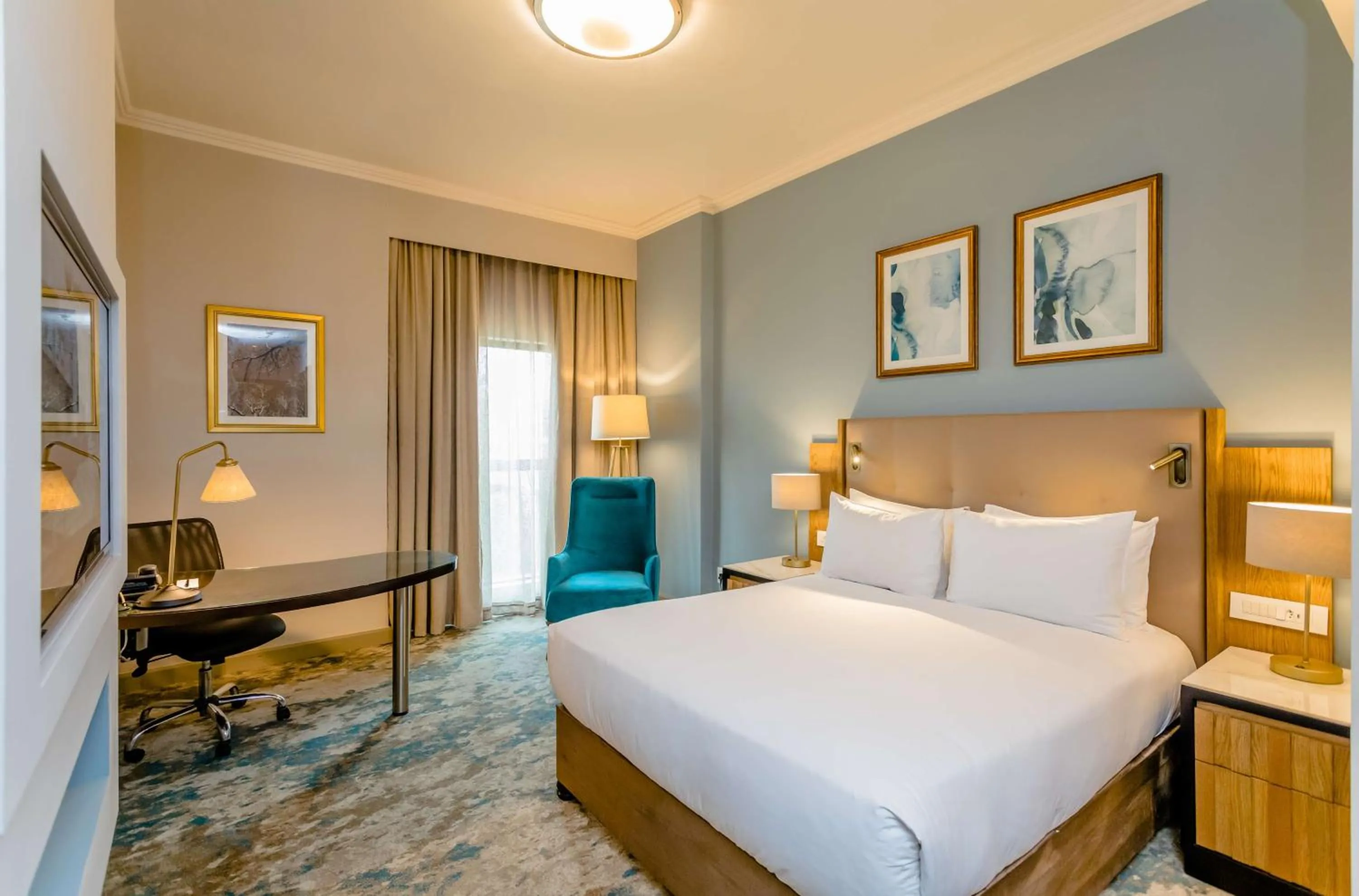 Bedroom, Bed in Southern Sun Sandton