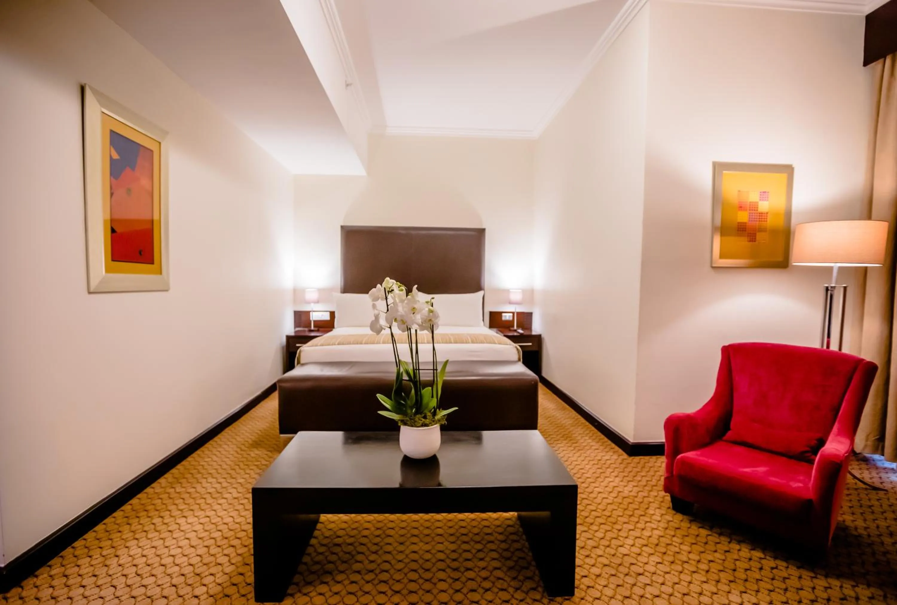 Bed in Holiday Inn Sandton, an IHG Hotel