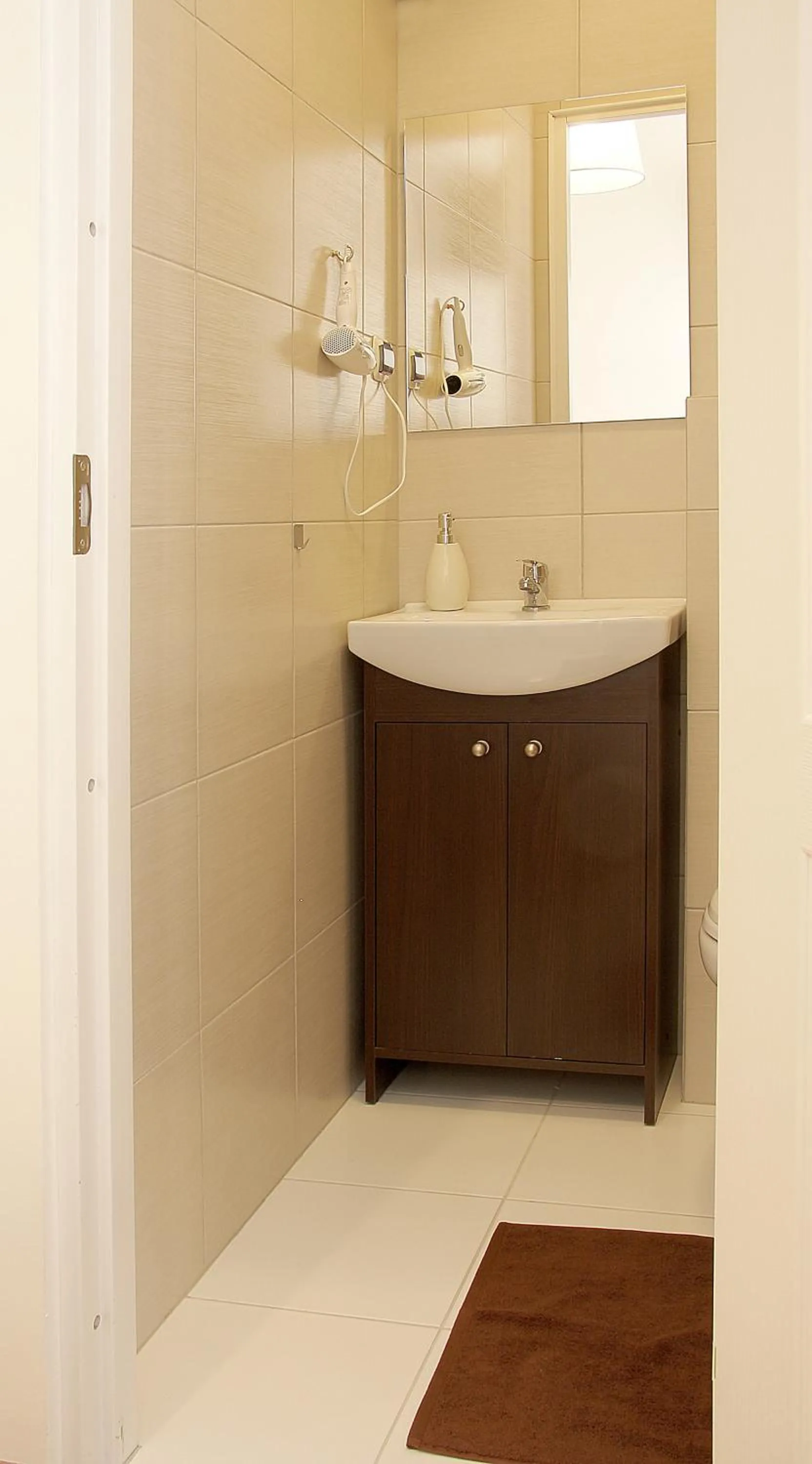 Shower in Rest- Pokoje z Łazienkami