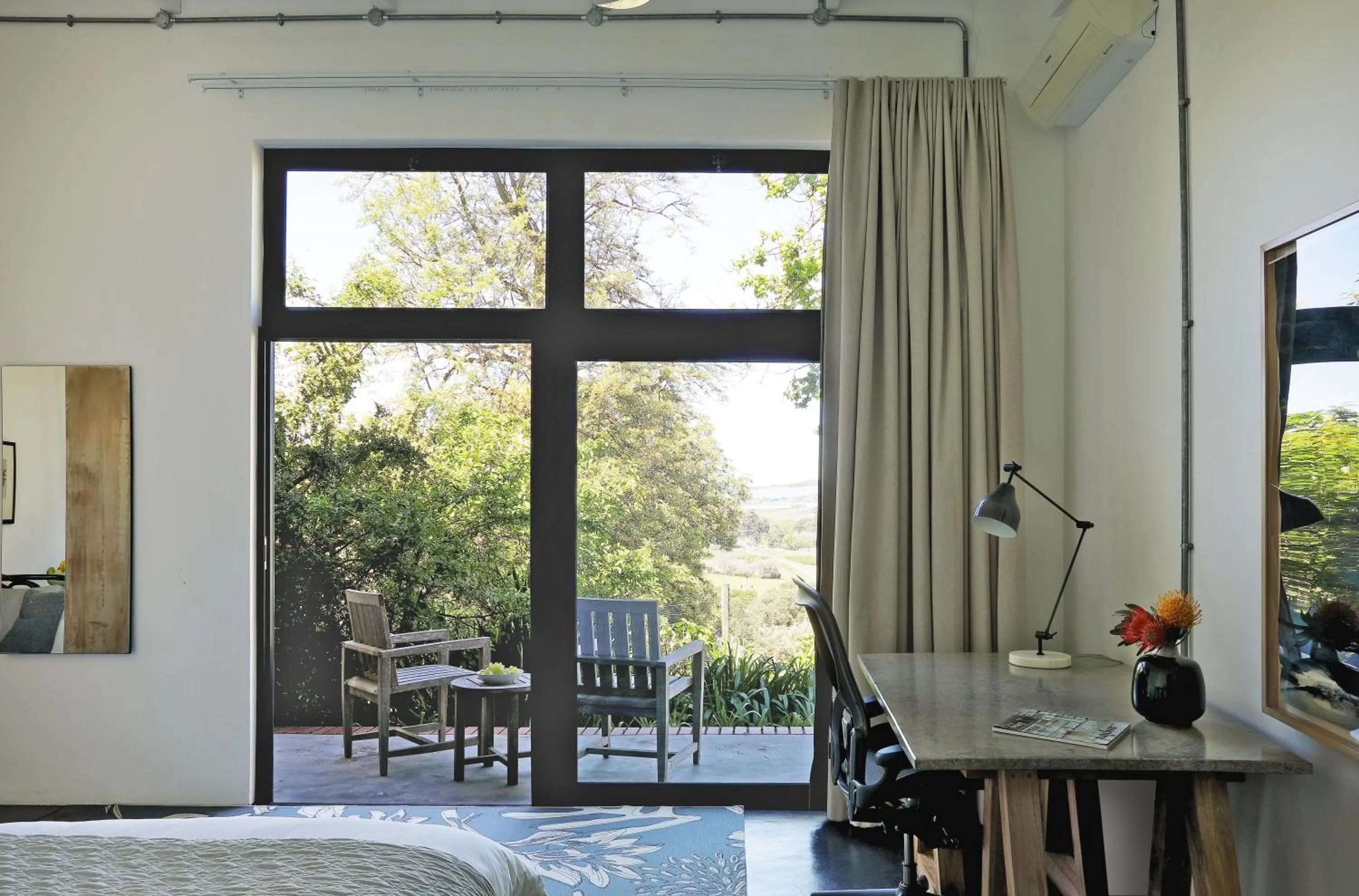 Patio, Bed in Sugarbird Manor