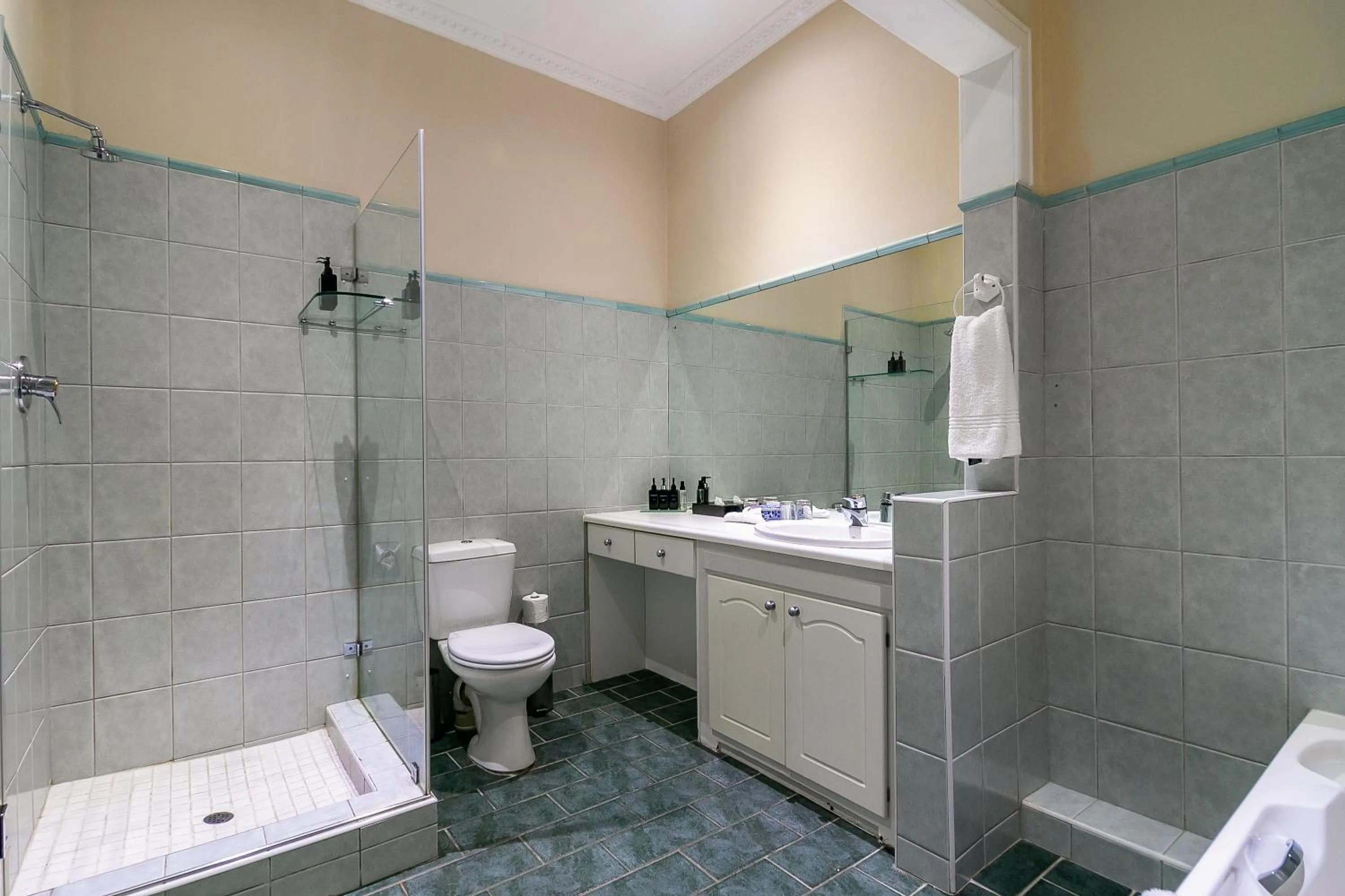 Shower in St. James of Knysna