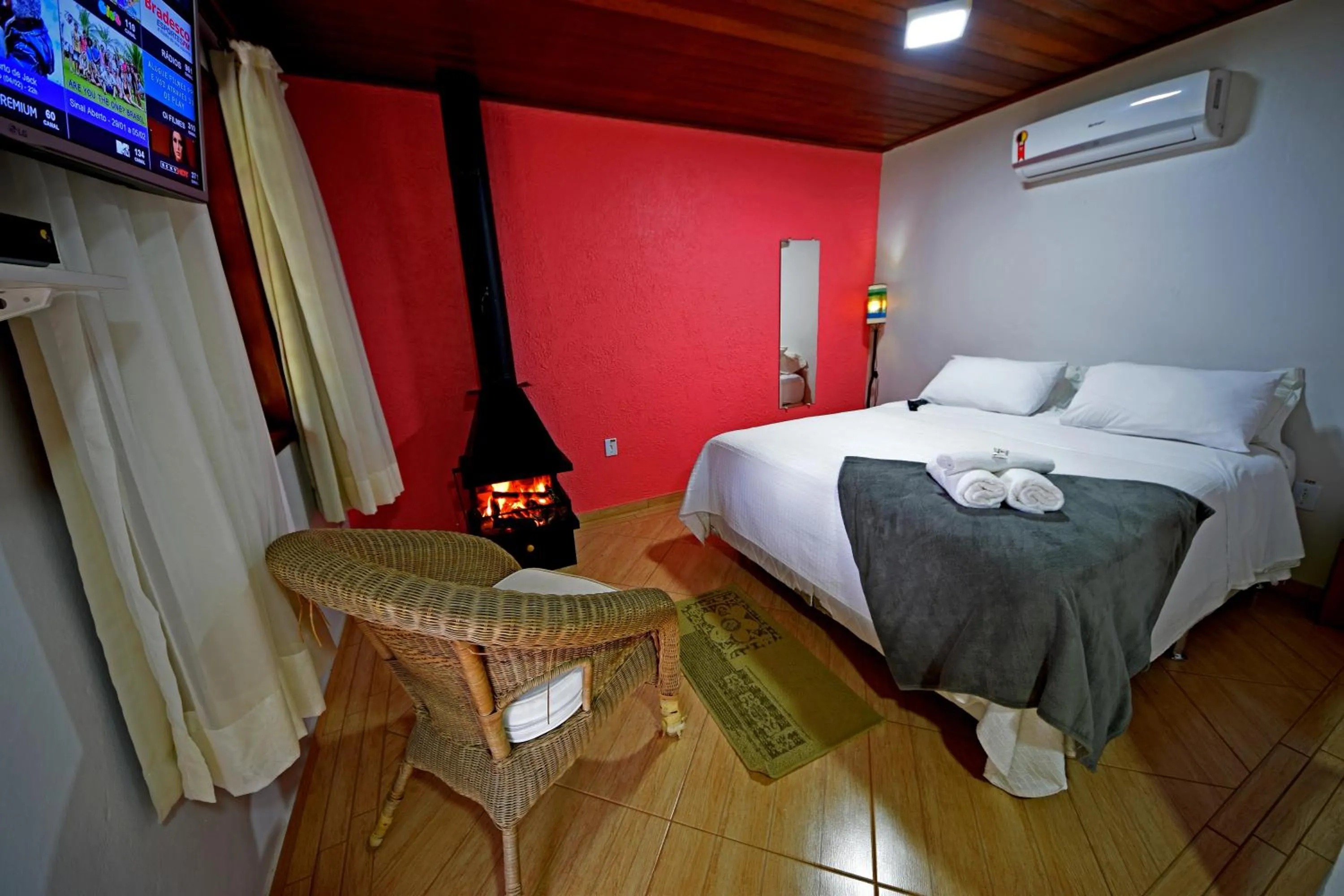 Bedroom in Alta Colina Chalés