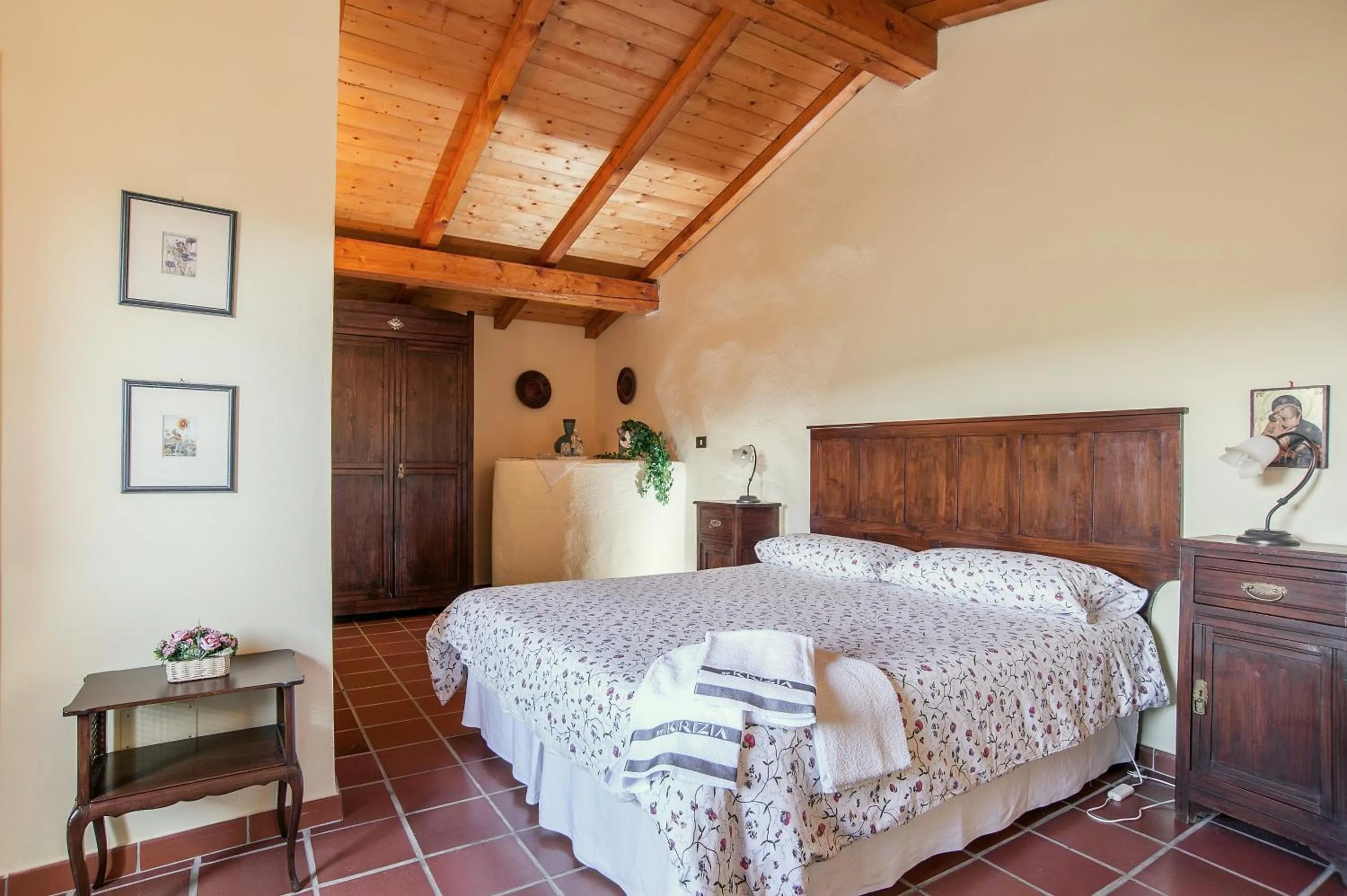 Bed in Fattoria Ca' di Fatino