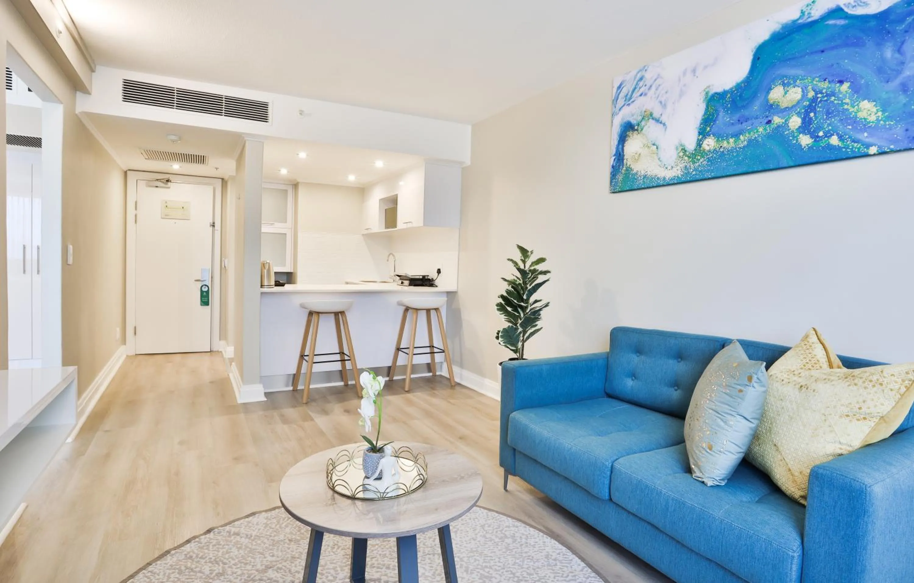 Kitchen or kitchenette in RH Hotel & Apartments - Pretoria