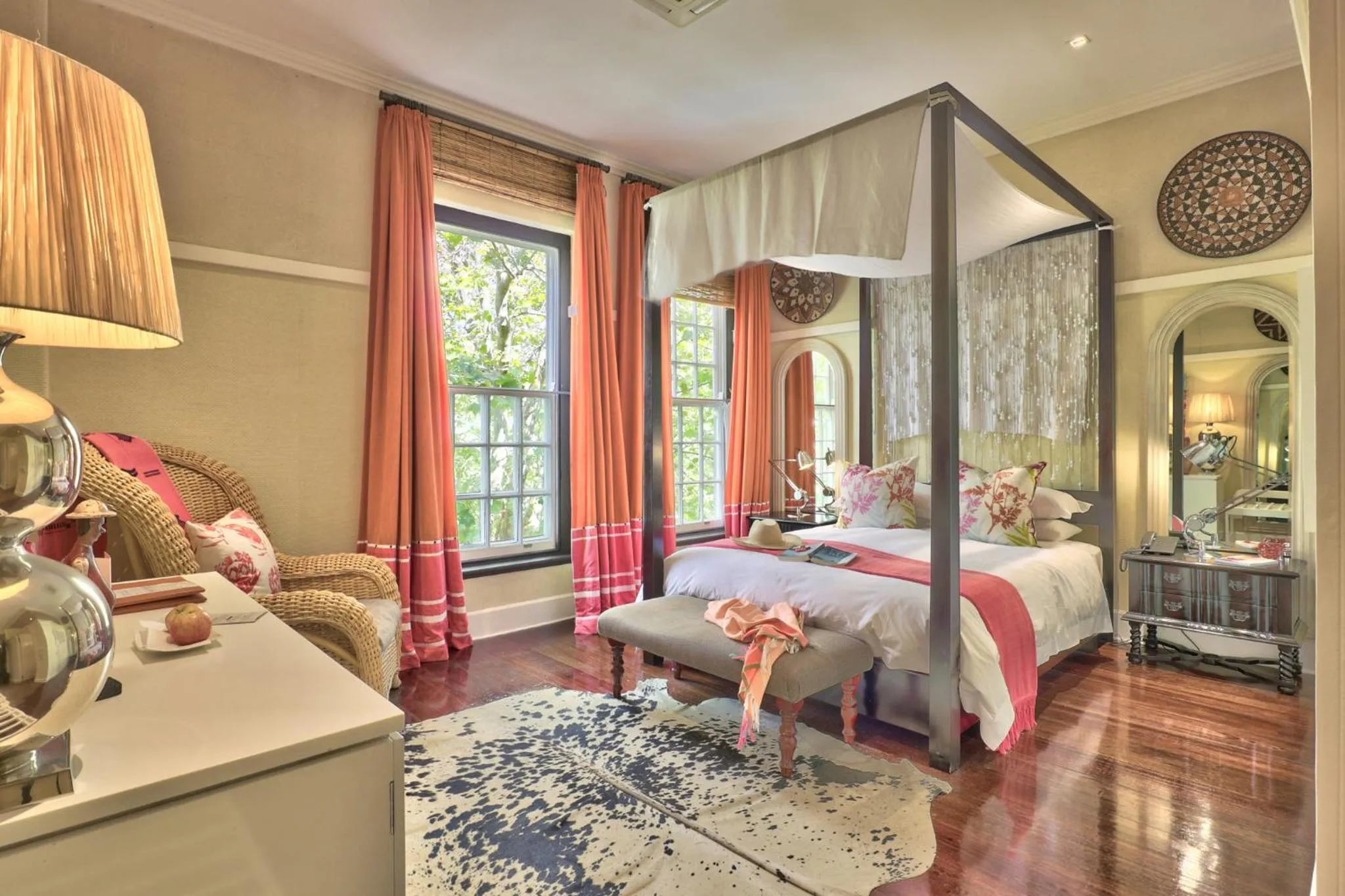 Bedroom, Bed in Hout Bay Manor