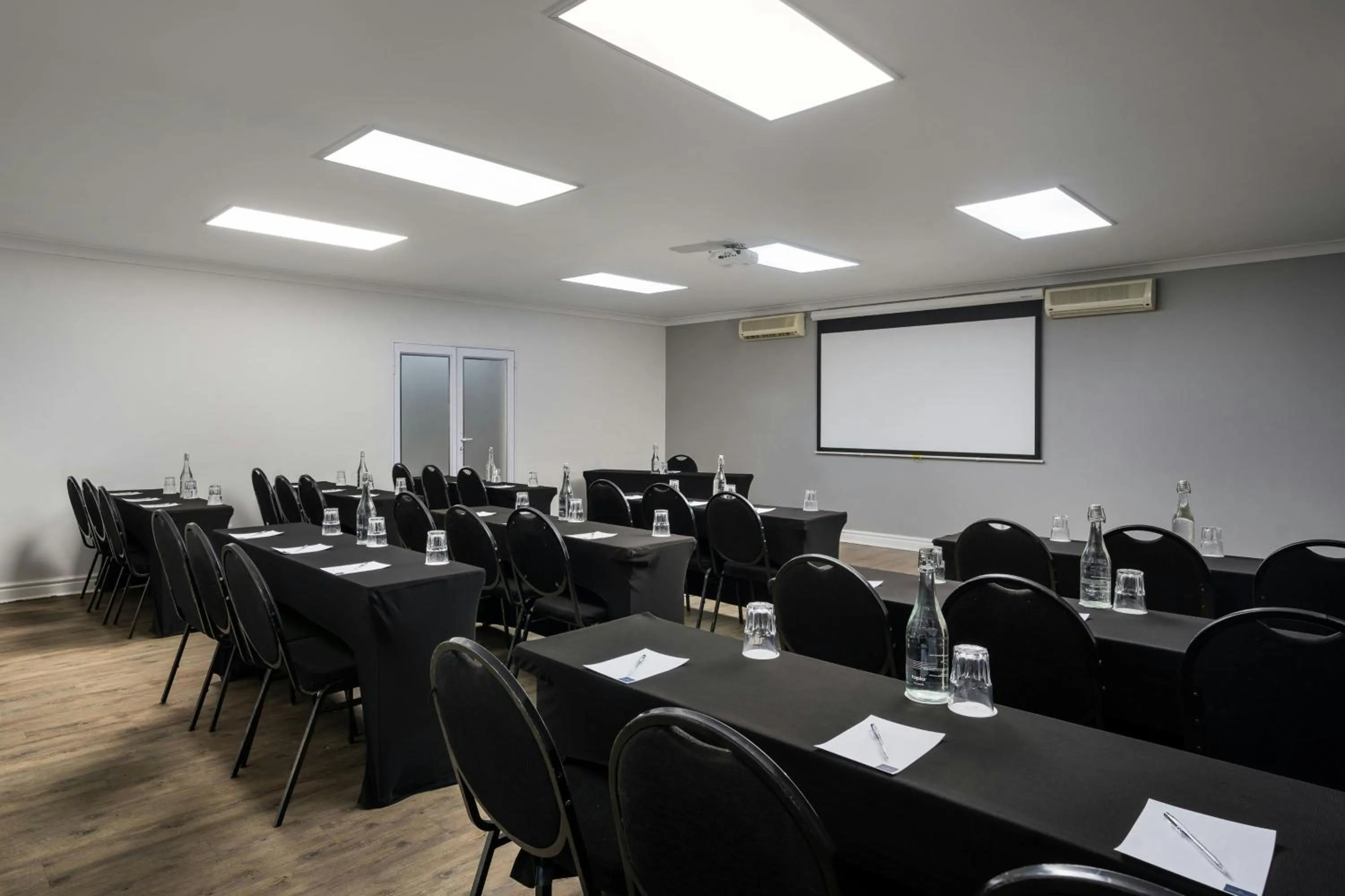 Meeting/conference room in Protea Hotel by Marriott Bloemfontein