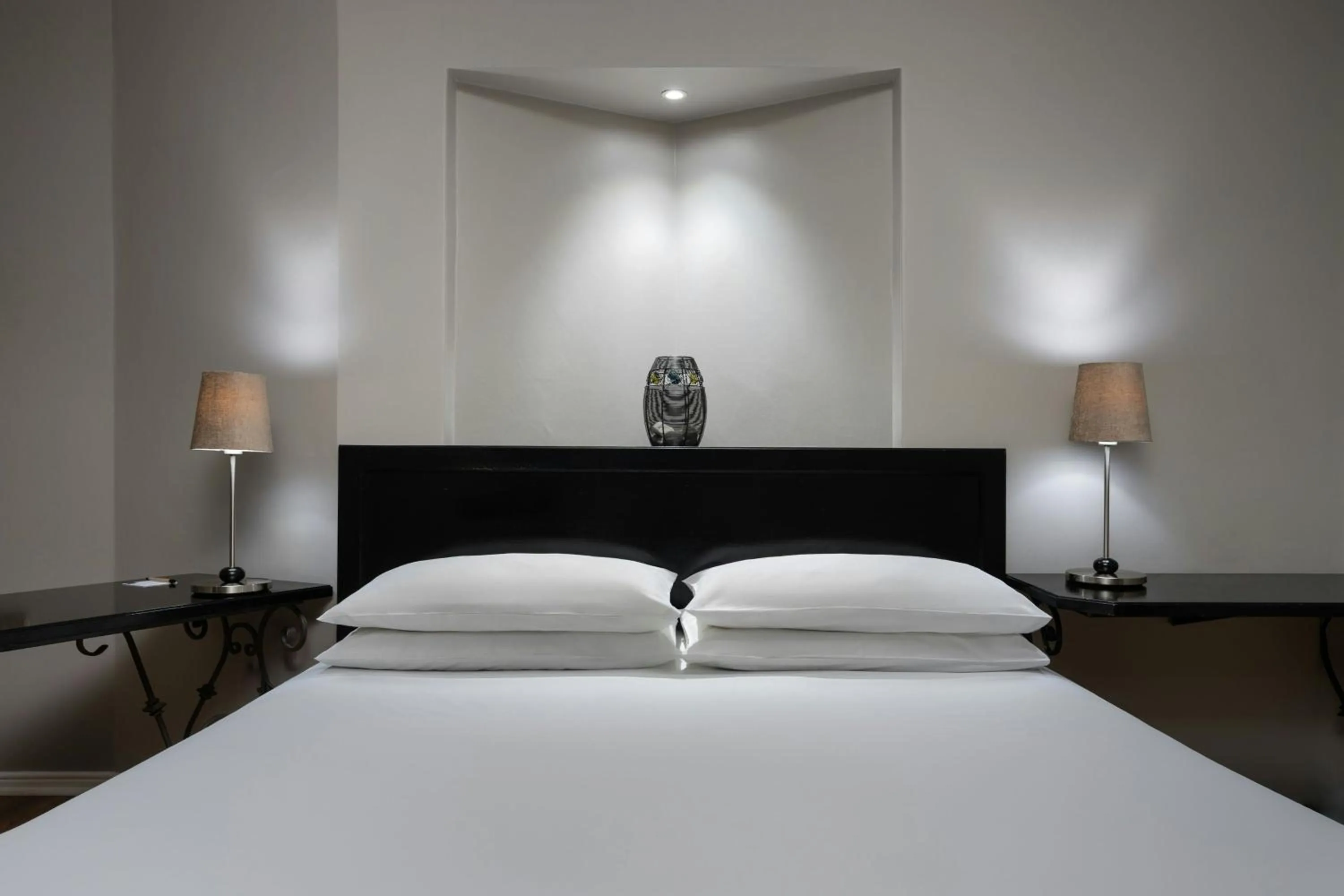 Photo of the whole room, Bed in Protea Hotel by Marriott Bloemfontein