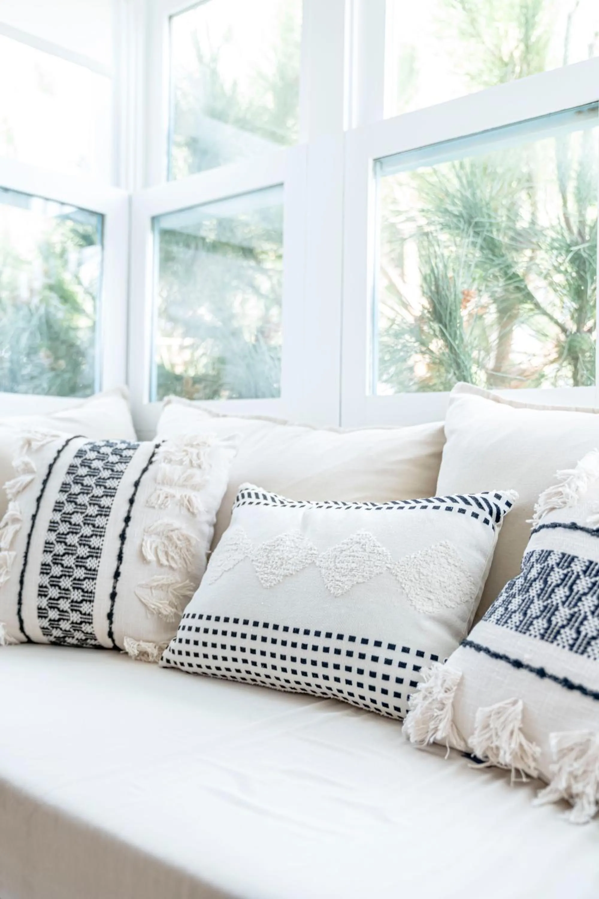 Seating area, Bed in Sandal Alaçatı - Adult Only