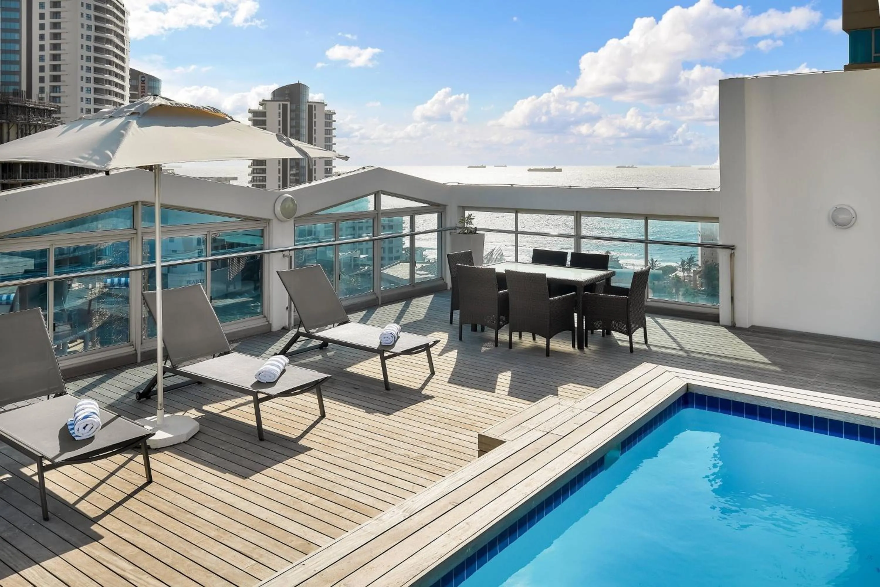 Swimming pool in Protea Hotel by Marriott Durban Umhlanga